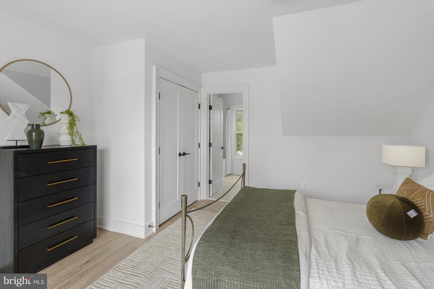 Arlington, Virginia, 22201, United States, 4 Bedrooms Bedrooms, ,5 BathroomsBathrooms,Residential,Active,1943821