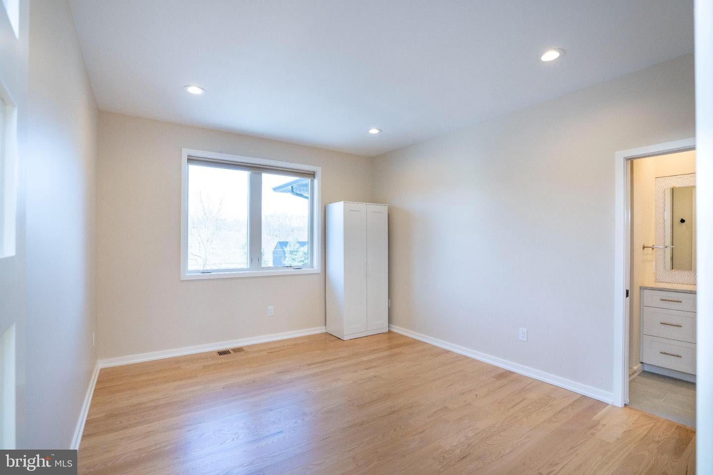 State College, Pennsylvania, 16801, United States, 4 Bedrooms Bedrooms, ,4 BathroomsBathrooms,Residential,Active,2012913