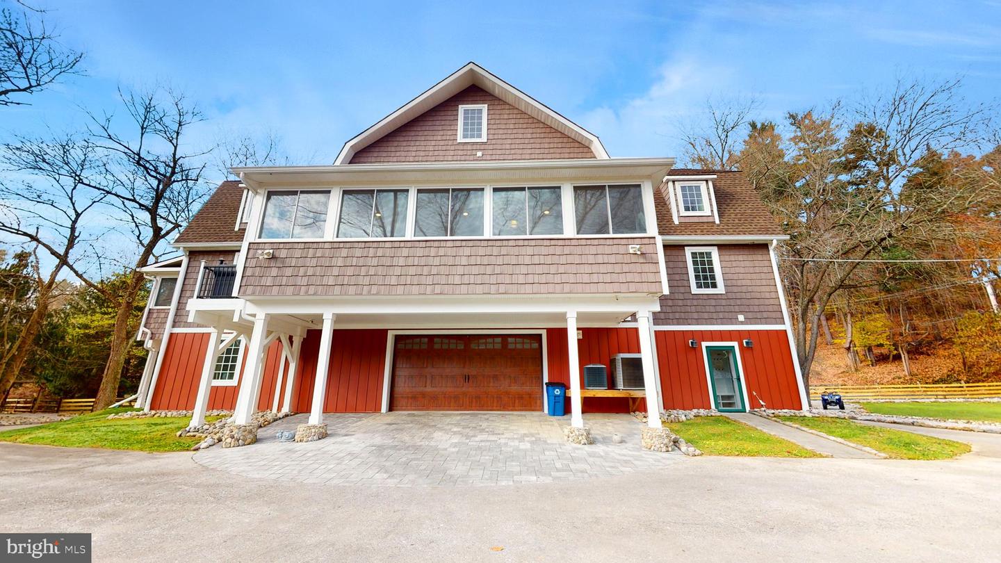 Broomall, Pennsylvania, 19008, United States, 6 Bedrooms Bedrooms, ,8 BathroomsBathrooms,Residential,Active,1738458