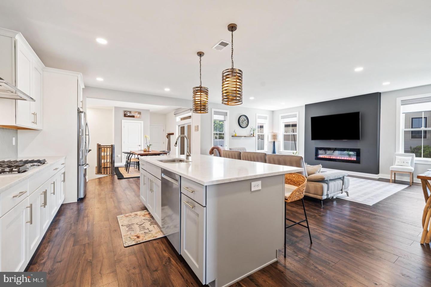 Skillman, New Jersey, 08558, United States, 4 Bedrooms Bedrooms, ,5 BathroomsBathrooms,Residential,Active,2052020