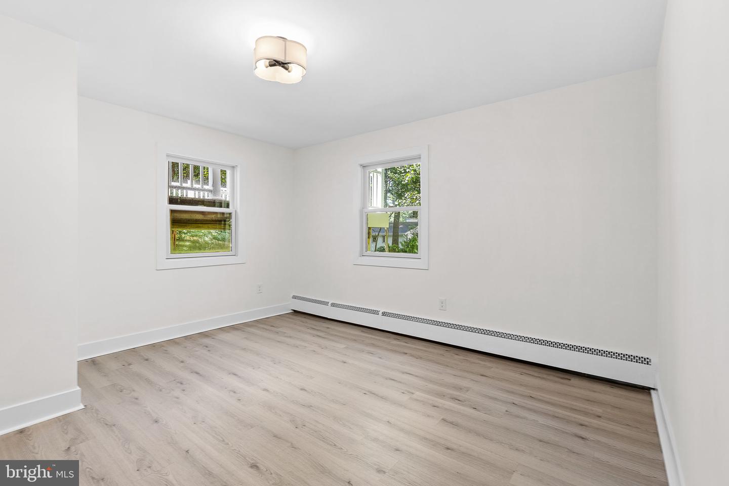 Falls Church, Virginia, 22044, United States, 4 Bedrooms Bedrooms, ,3 BathroomsBathrooms,Residential,Active,1894525