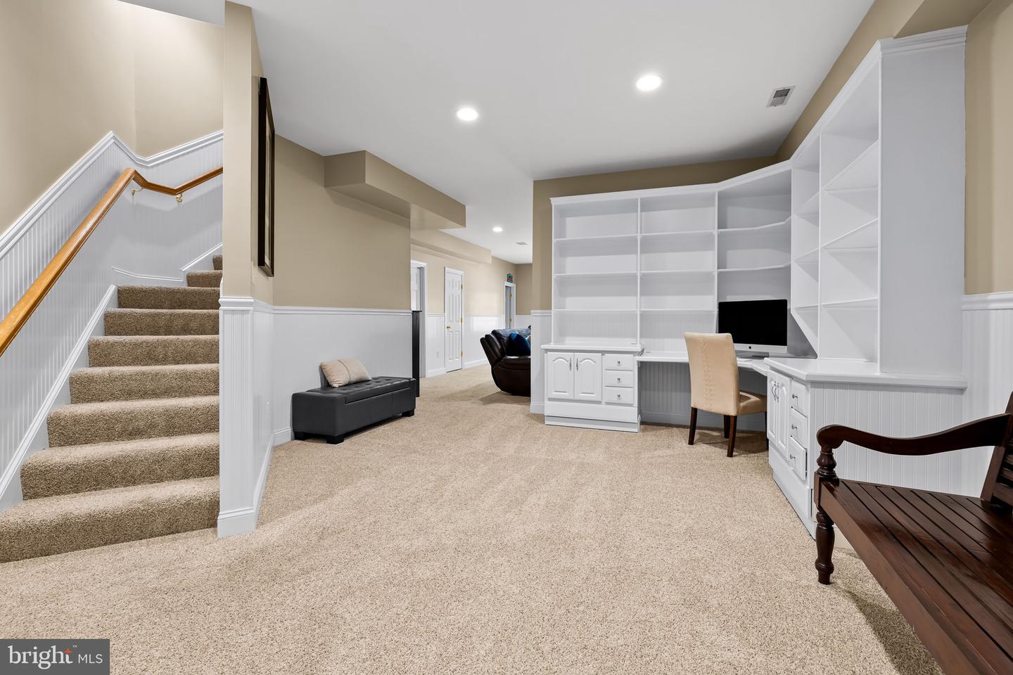 Ellicott City, Maryland, 21042, United States, 5 Bedrooms Bedrooms, ,5 BathroomsBathrooms,Residential,Active,2044187