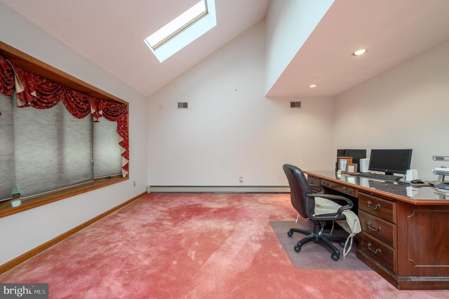 Monmouth Junction, New Jersey, 08852, United States, 5 Bedrooms Bedrooms, ,6 BathroomsBathrooms,Residential,Active,2044533