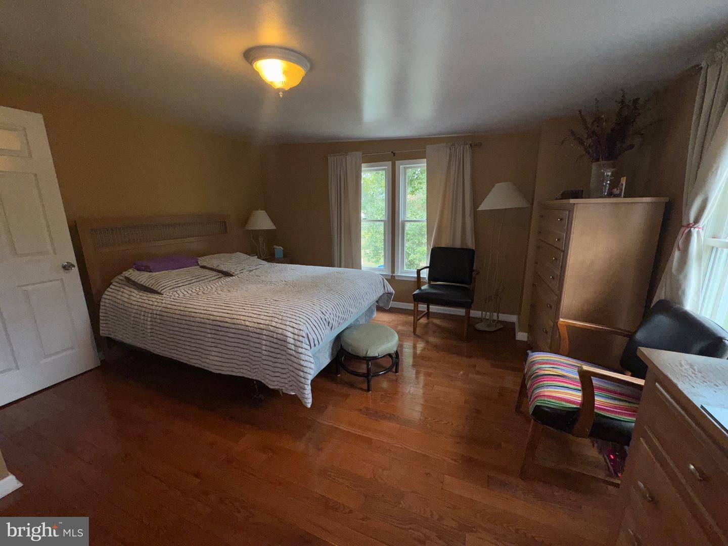 Delanco, New Jersey, 08075, United States, 5 Bedrooms Bedrooms, ,3 BathroomsBathrooms,Residential,Active,1914605