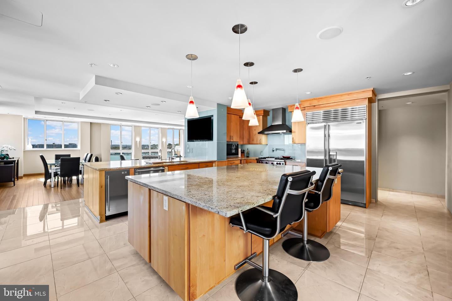 Baltimore, Maryland, 21202, United States, 3 Bedrooms Bedrooms, ,4 BathroomsBathrooms,Residential,Active,1963429