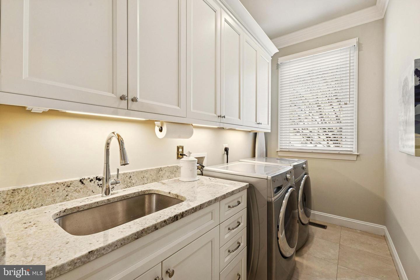 Gainesville, Virginia, 20155, United States, 4 Bedrooms Bedrooms, ,5 BathroomsBathrooms,Residential,Active,2023879