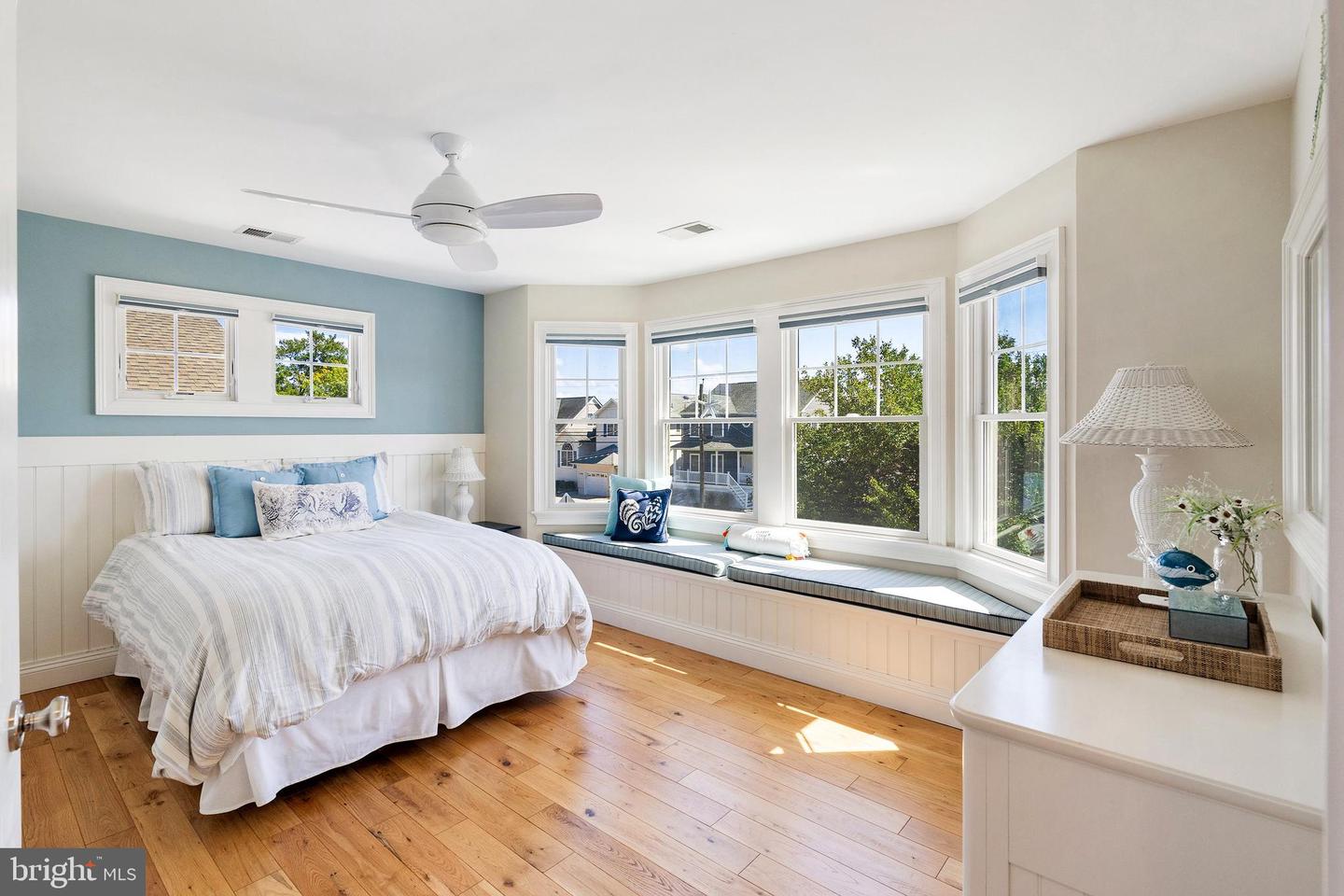 Point Pleasant Beach, New Jersey, 08742, United States, 4 Bedrooms Bedrooms, ,3 BathroomsBathrooms,Residential,Active,1942350