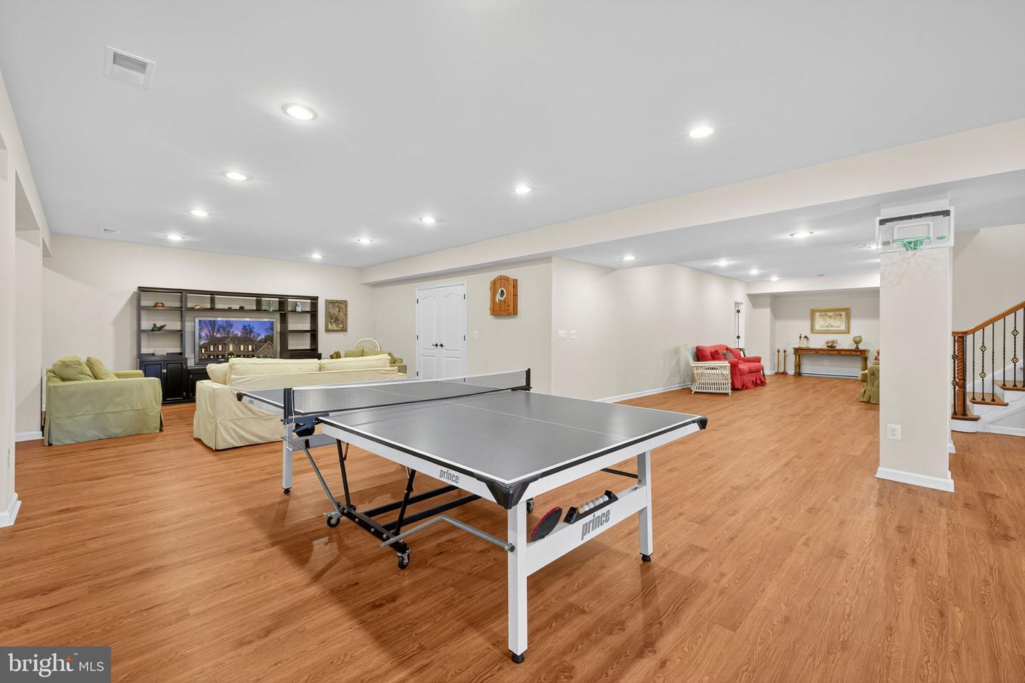 Ashburn, Virginia, 20148, United States, 5 Bedrooms Bedrooms, ,6 BathroomsBathrooms,Residential,Active,1952301