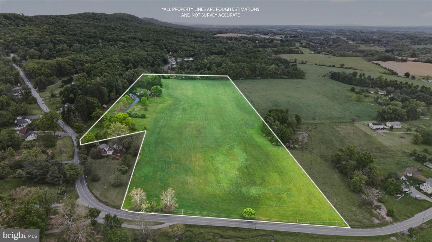 Harrisburg, Pennsylvania, 17112, United States, 3 Bedrooms Bedrooms, ,4 BathroomsBathrooms,Residential,Active,2045613