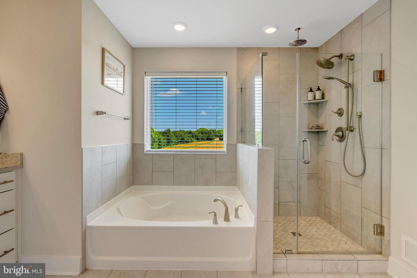 Nokesville, Virginia, 20181, United States, 5 Bedrooms Bedrooms, ,4 BathroomsBathrooms,Residential,Active,1922292