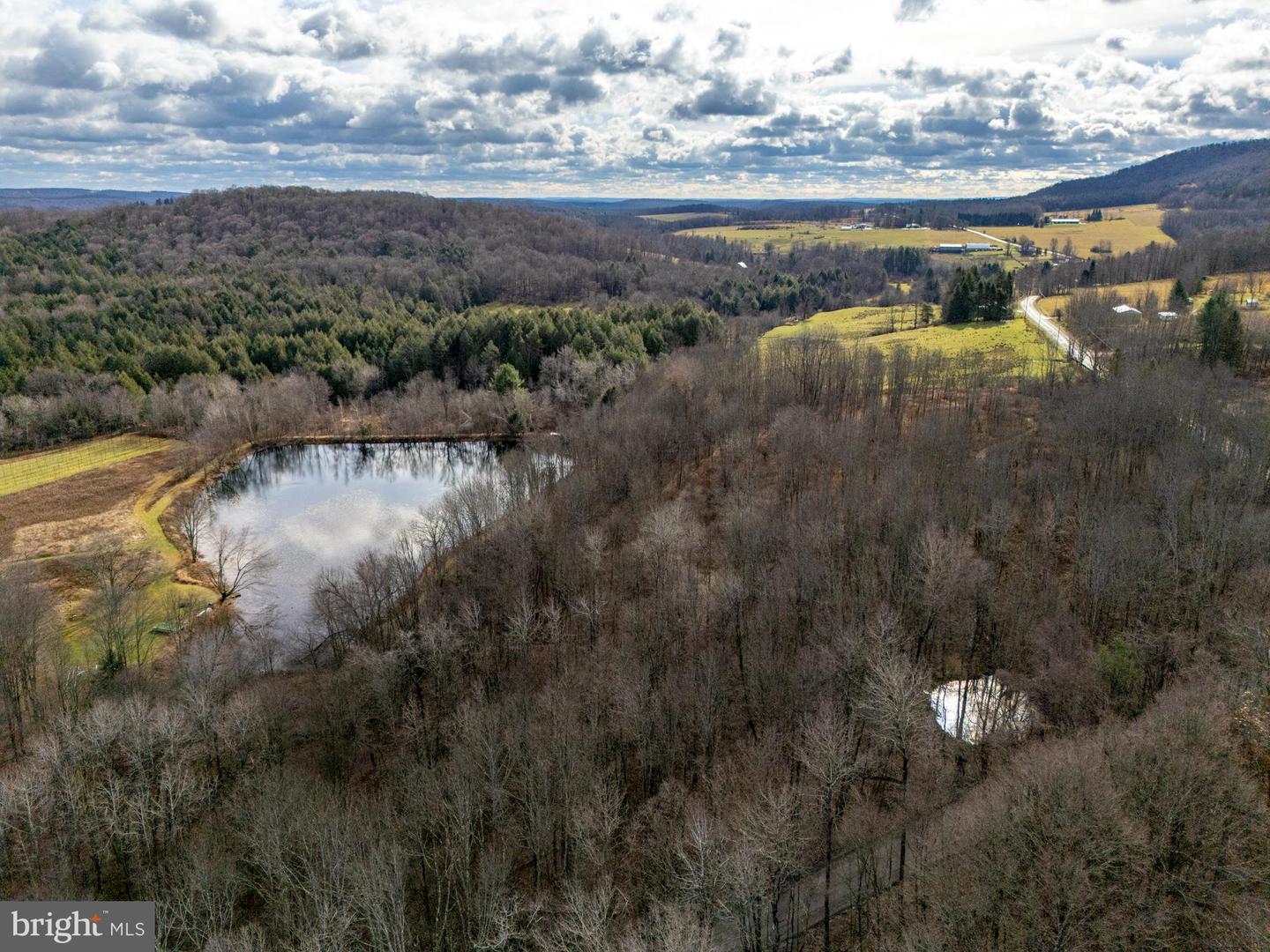Waymart, Pennsylvania, 18472, United States, 4 Bedrooms Bedrooms, ,2 BathroomsBathrooms,Residential,Active,2007156