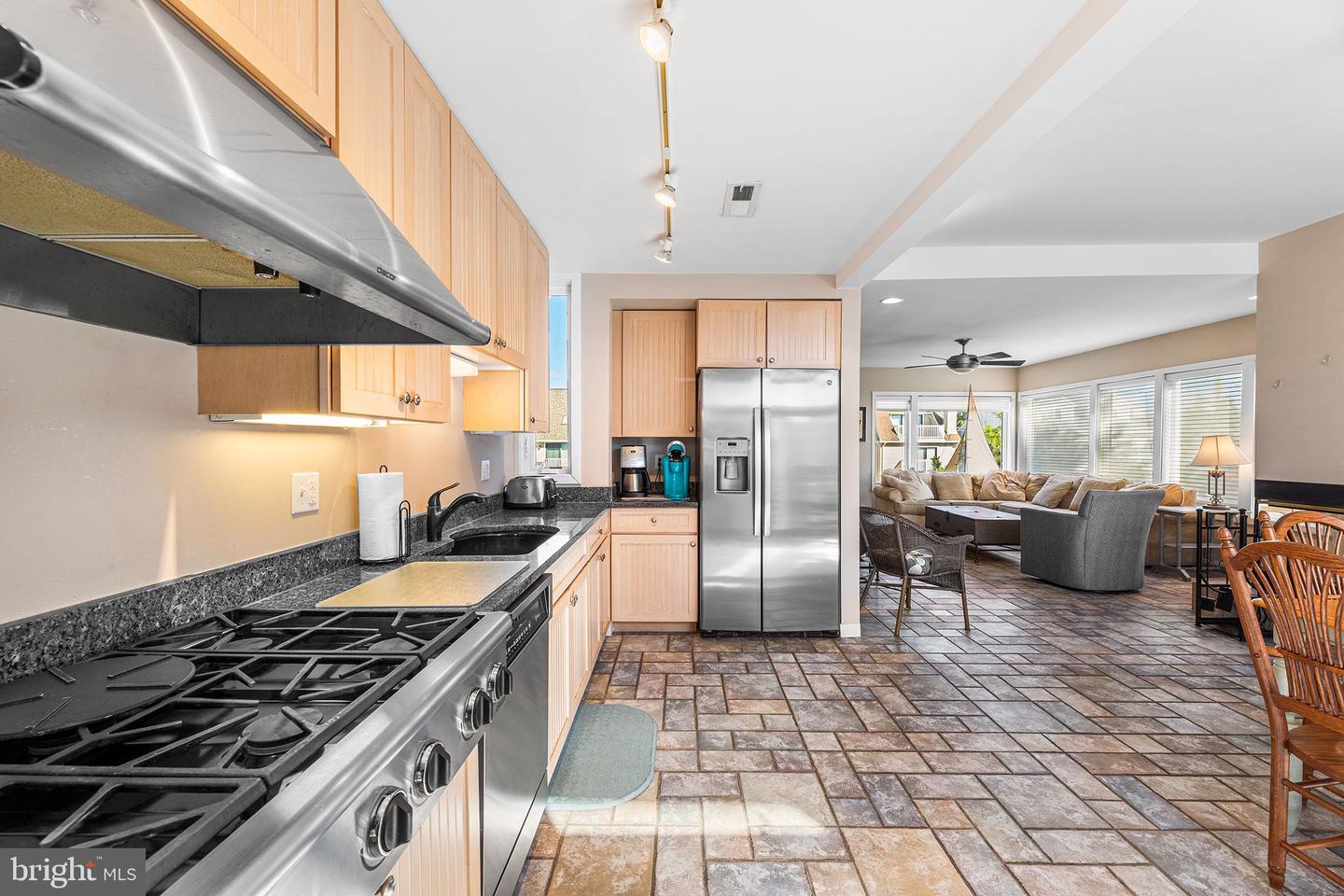 Fenwick Island, Delaware, 19944, United States, 6 Bedrooms Bedrooms, ,6 BathroomsBathrooms,Residential,Active,1973374