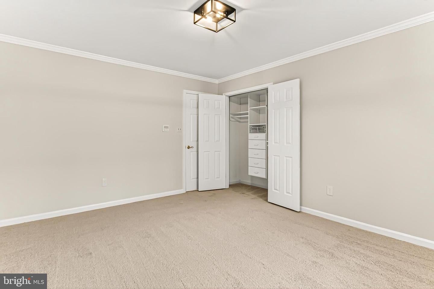 Falls Church, Virginia, 22042, United States, 4 Bedrooms Bedrooms, ,5 BathroomsBathrooms,Residential,Active,1988475