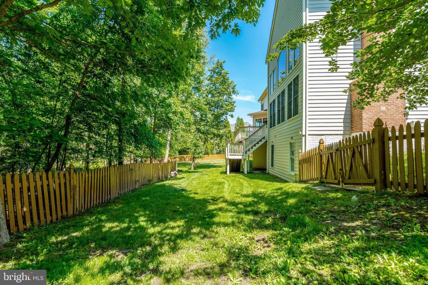 Haymarket, Virginia, 20169, United States, 5 Bedrooms Bedrooms, ,5 BathroomsBathrooms,Residential,Pending,2031766