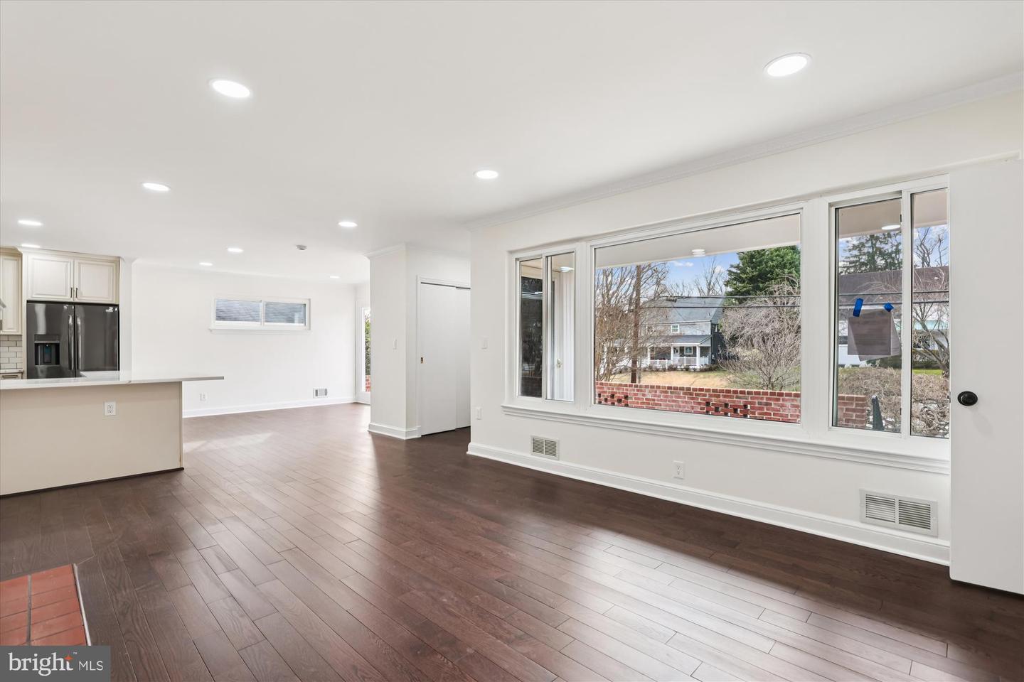 Arlington, Virginia, 22207, United States, 3 Bedrooms Bedrooms, ,3 BathroomsBathrooms,Residential,Active,2012923