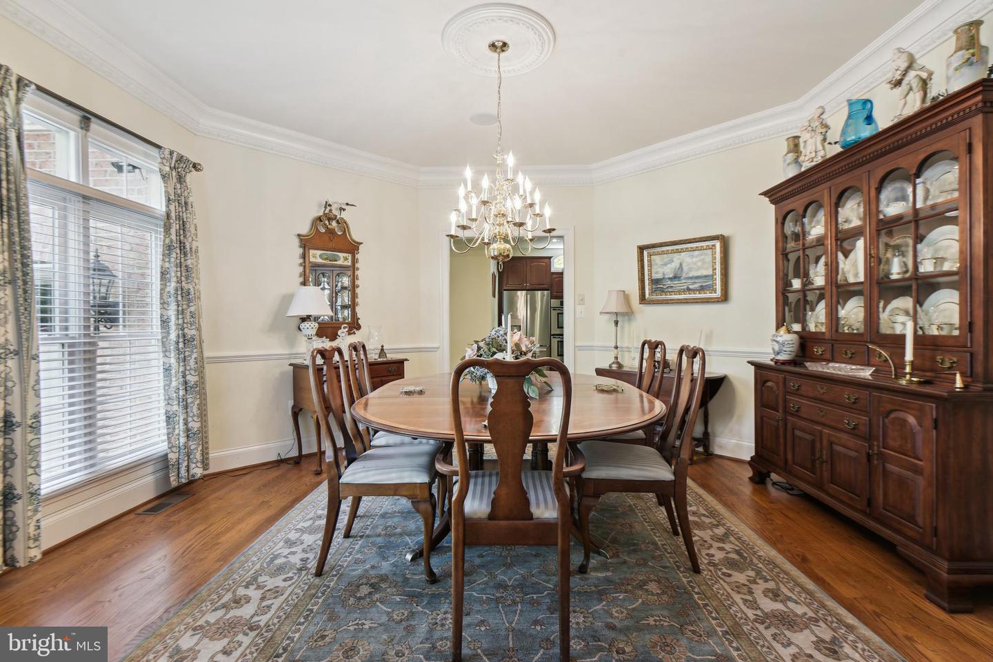 Woodbridge, Virginia, 22192, United States, 5 Bedrooms Bedrooms, ,5 BathroomsBathrooms,Residential,Active,2045542