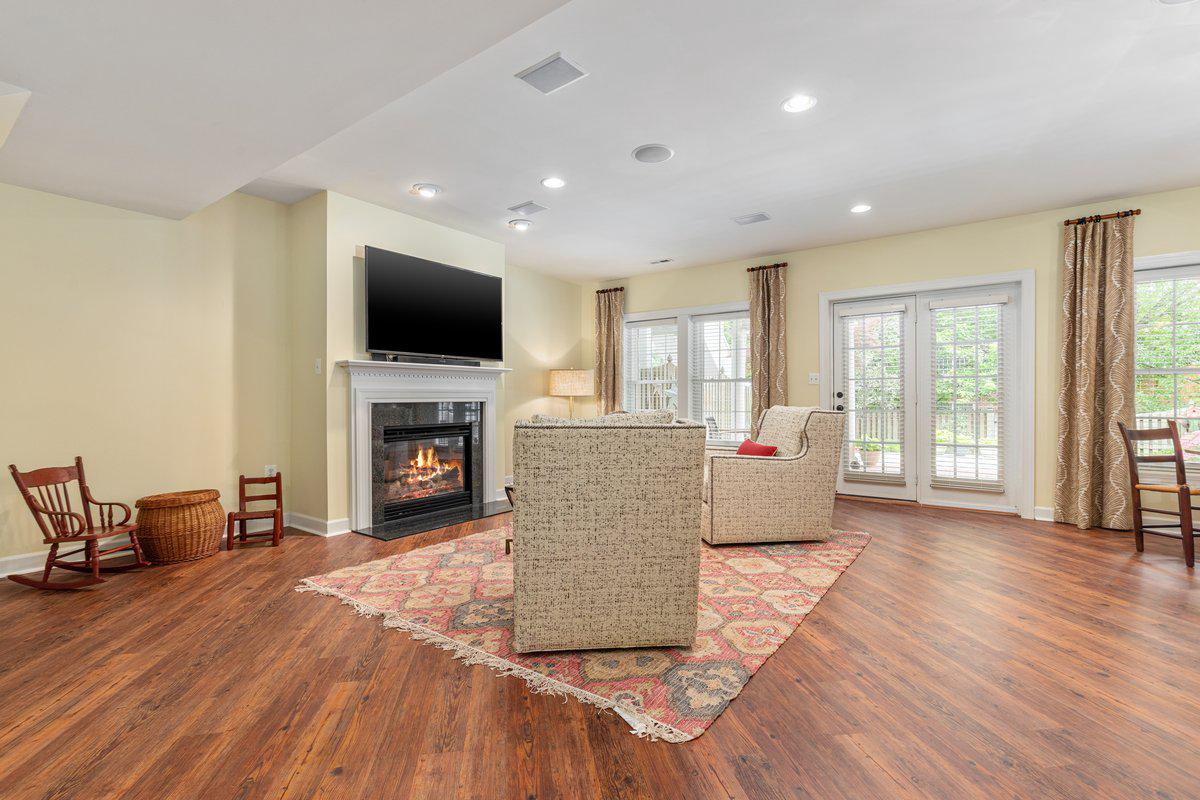 Leesburg, Virginia, 20176, United States, 4 Bedrooms Bedrooms, ,5 BathroomsBathrooms,Residential,Active,2044548