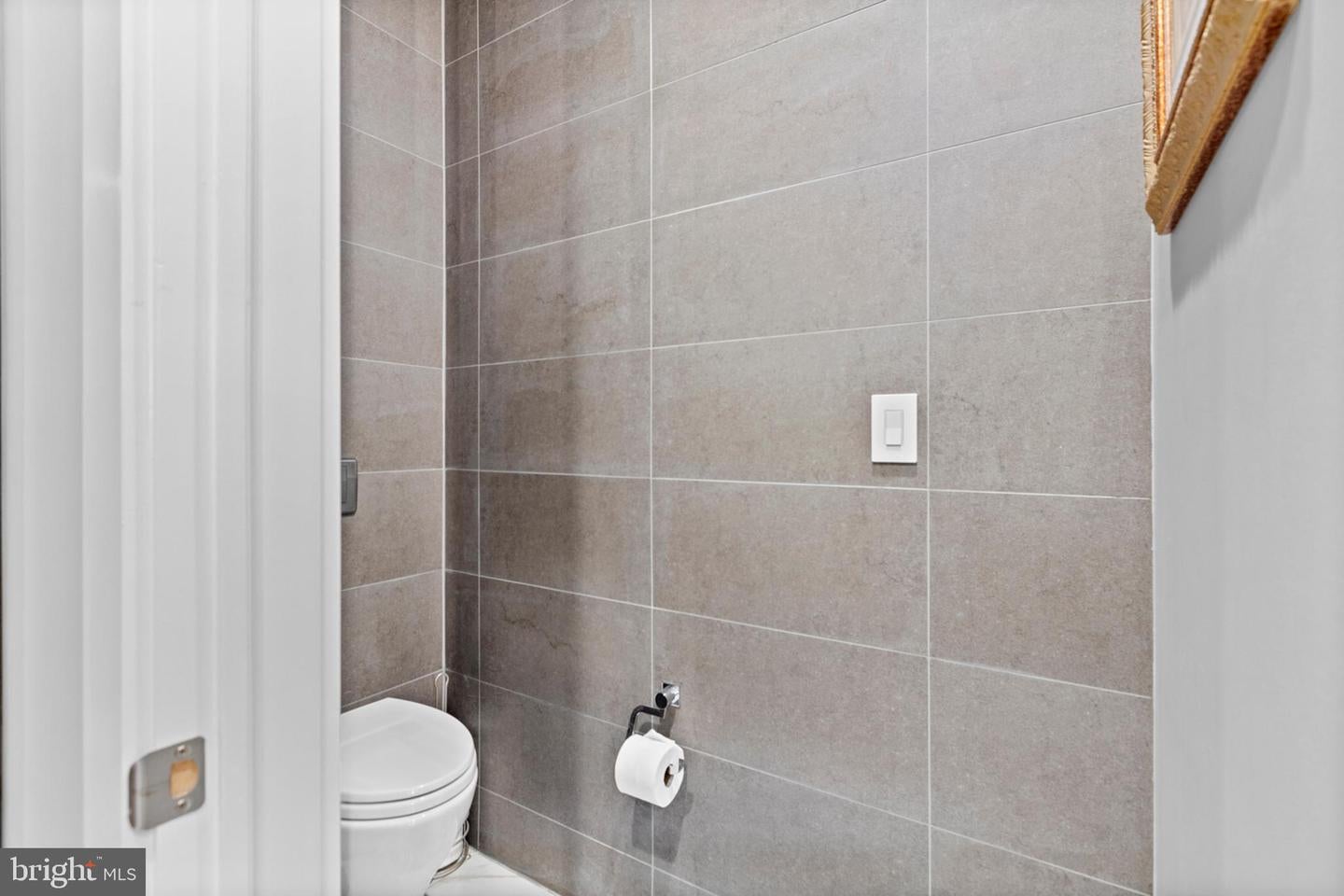 Philadelphia, Pennsylvania, 19146, United States, ,6 BathroomsBathrooms,Residential,Active,1862906