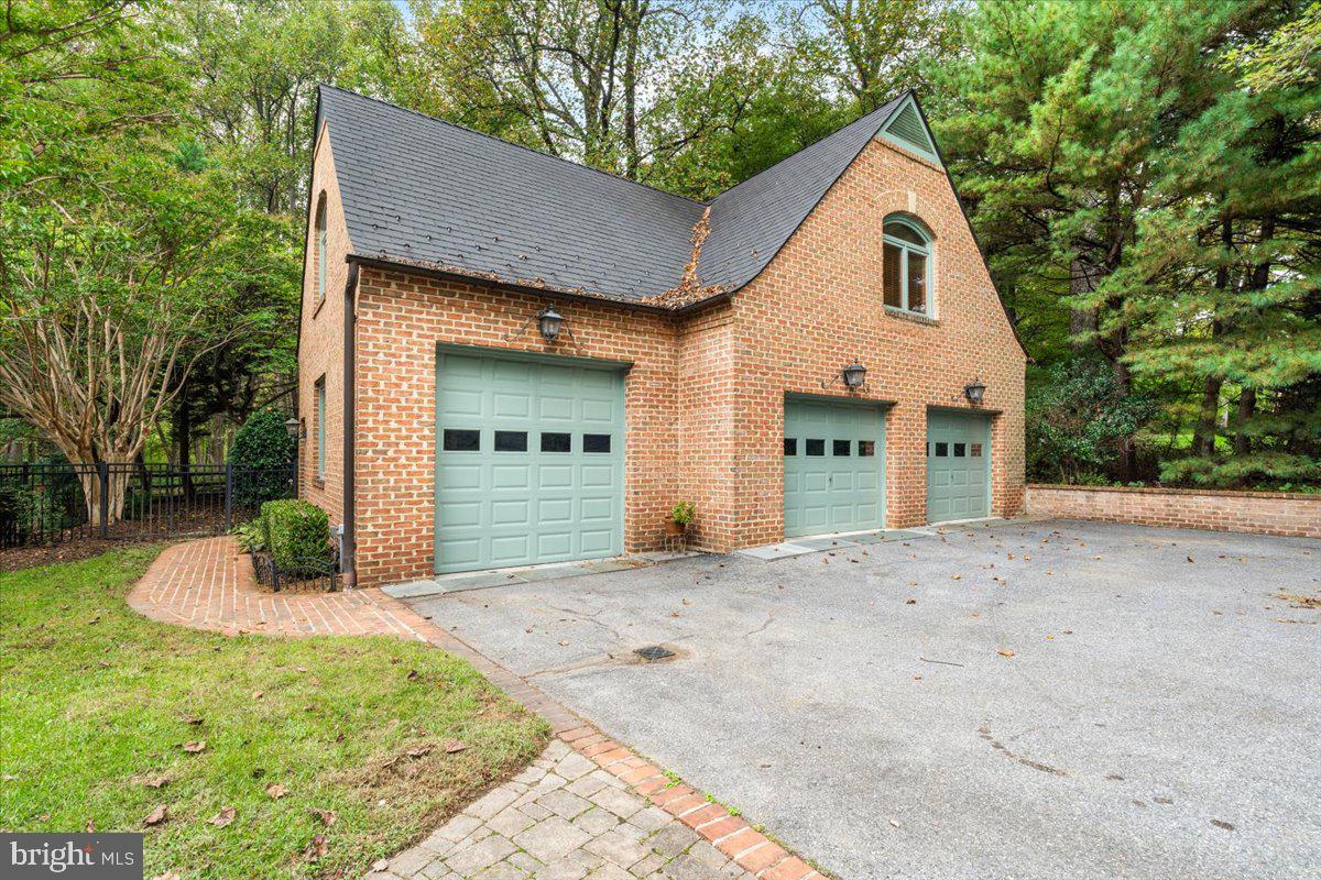 Frederick, Maryland, 21702, United States, 5 Bedrooms Bedrooms, ,8 BathroomsBathrooms,Residential,Active,2002354