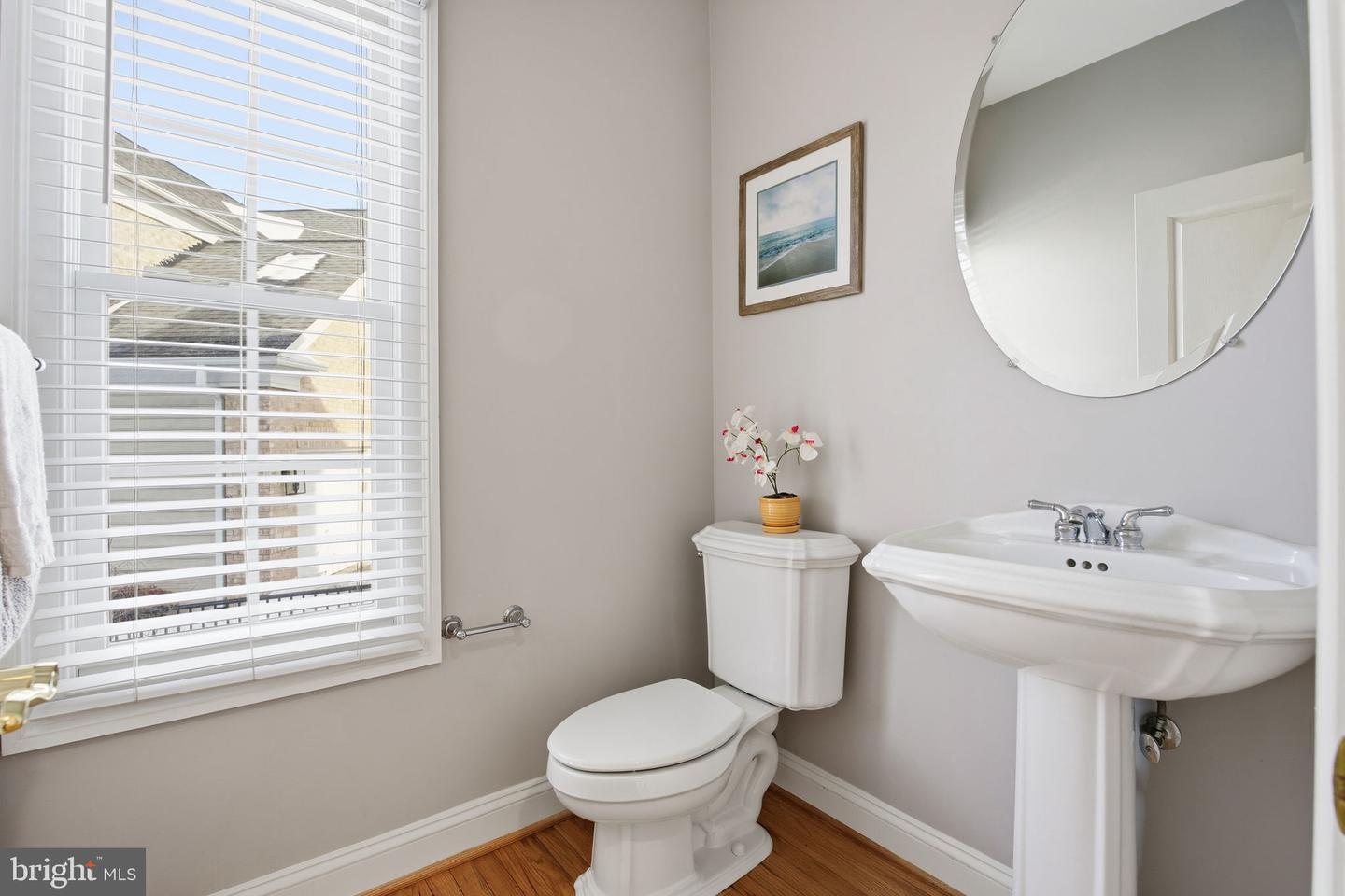 Rockville, Maryland, 20850, United States, 5 Bedrooms Bedrooms, ,5 BathroomsBathrooms,Residential,Active,2015808