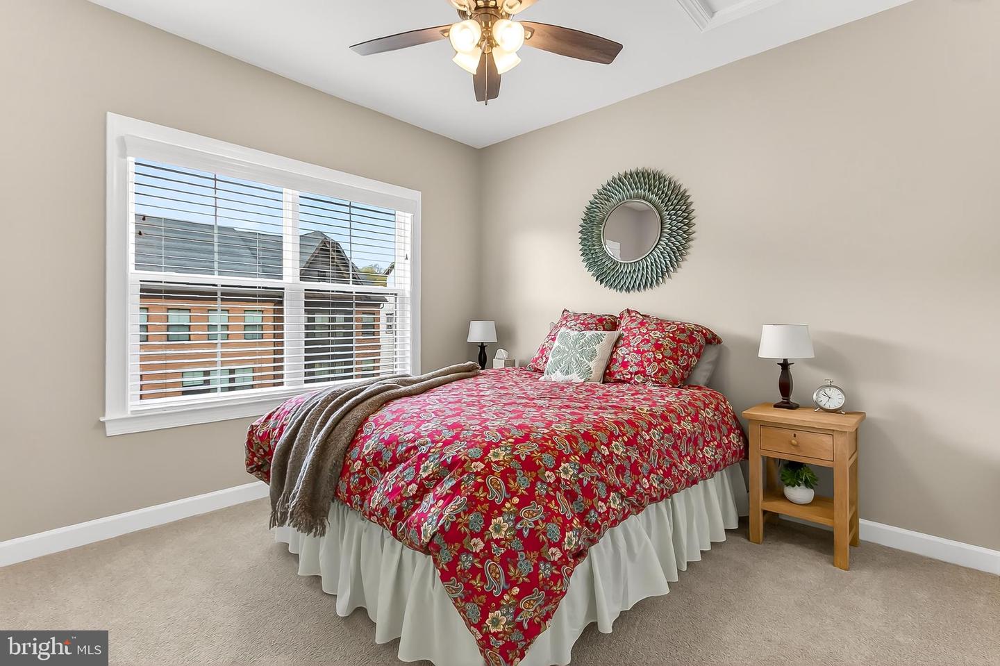 Fairfax, Virginia, 22033, United States, 4 Bedrooms Bedrooms, ,5 BathroomsBathrooms,Residential,Active,1992238