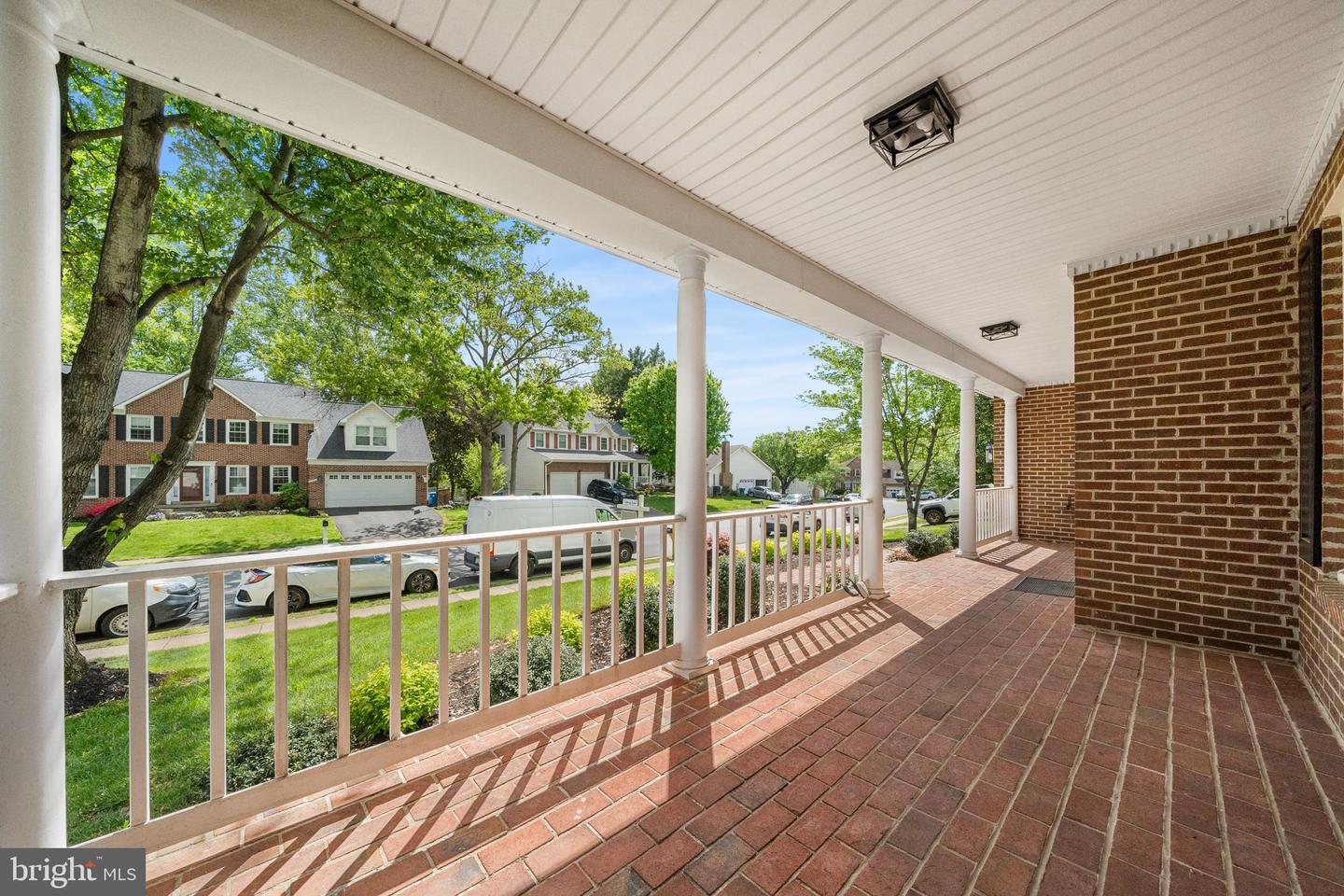 Clifton, Virginia, 20124, United States, 4 Bedrooms Bedrooms, ,4 BathroomsBathrooms,Residential,Active,2041351