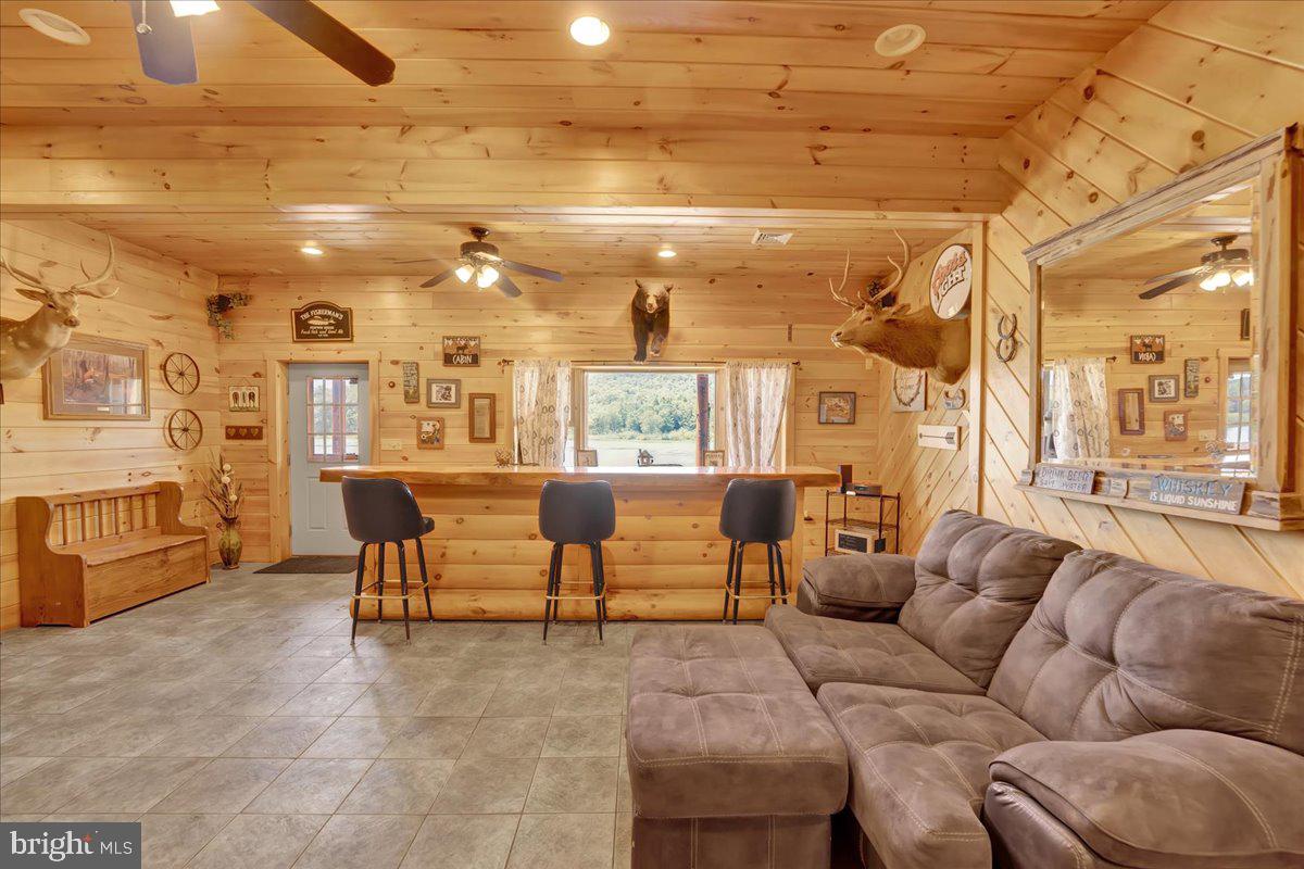 White Haven, Pennsylvania, 18661, United States, 5 Bedrooms Bedrooms, ,3 BathroomsBathrooms,Residential,Active,1888981