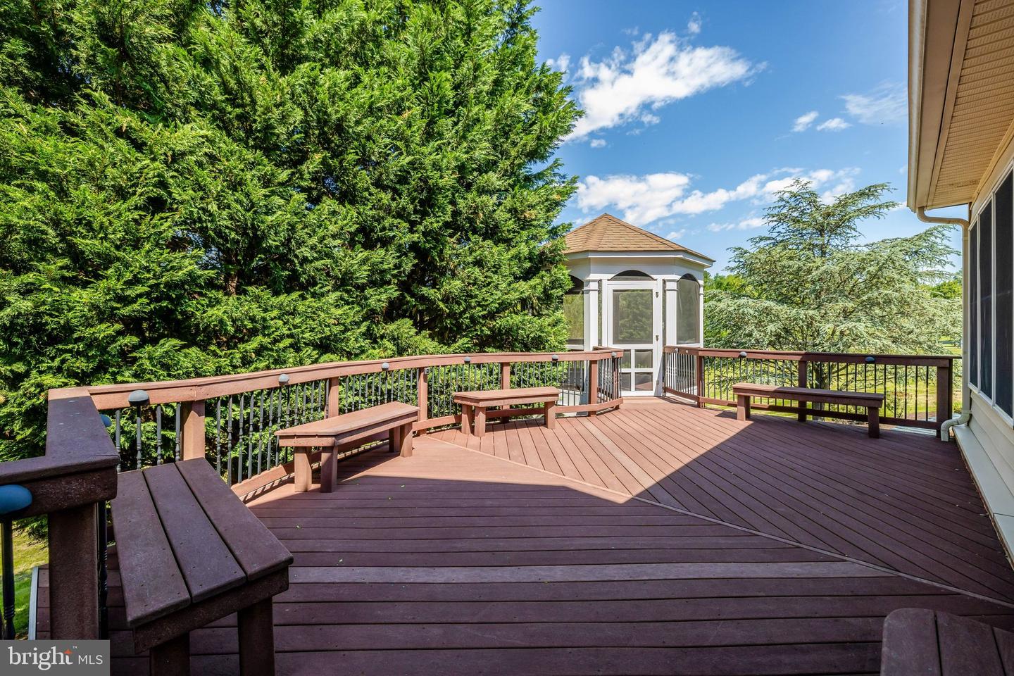 Leesburg, Virginia, 20175, United States, 5 Bedrooms Bedrooms, ,5 BathroomsBathrooms,Residential,Active,2021689