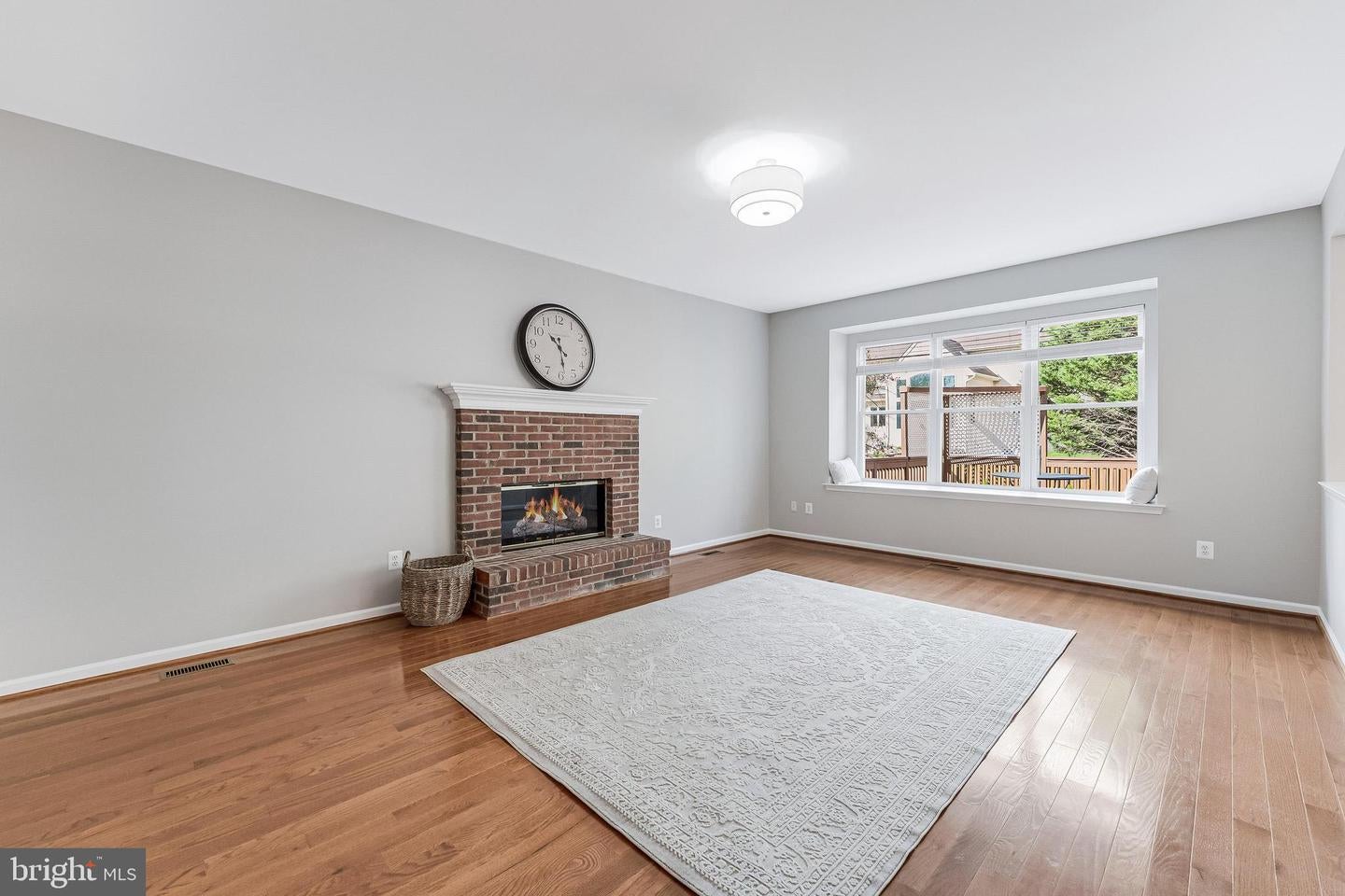 Ashburn, Virginia, 20147, United States, 5 Bedrooms Bedrooms, ,4 BathroomsBathrooms,Residential,Active,1961920