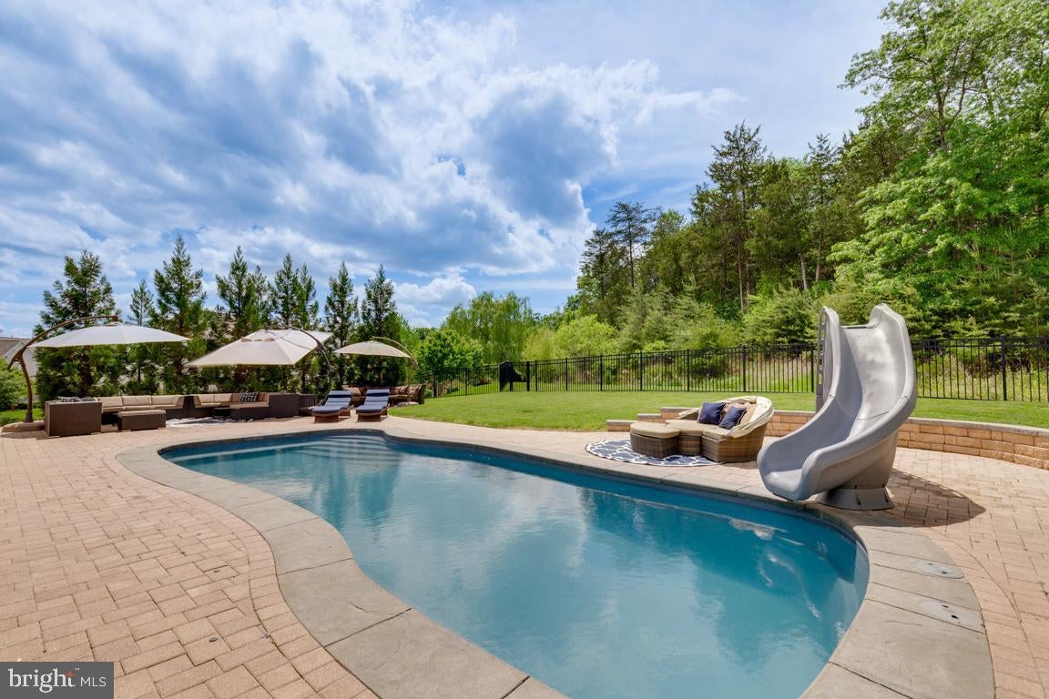 Leesburg, Virginia, 20175, United States, 5 Bedrooms Bedrooms, ,6 BathroomsBathrooms,Residential,Active,1905104