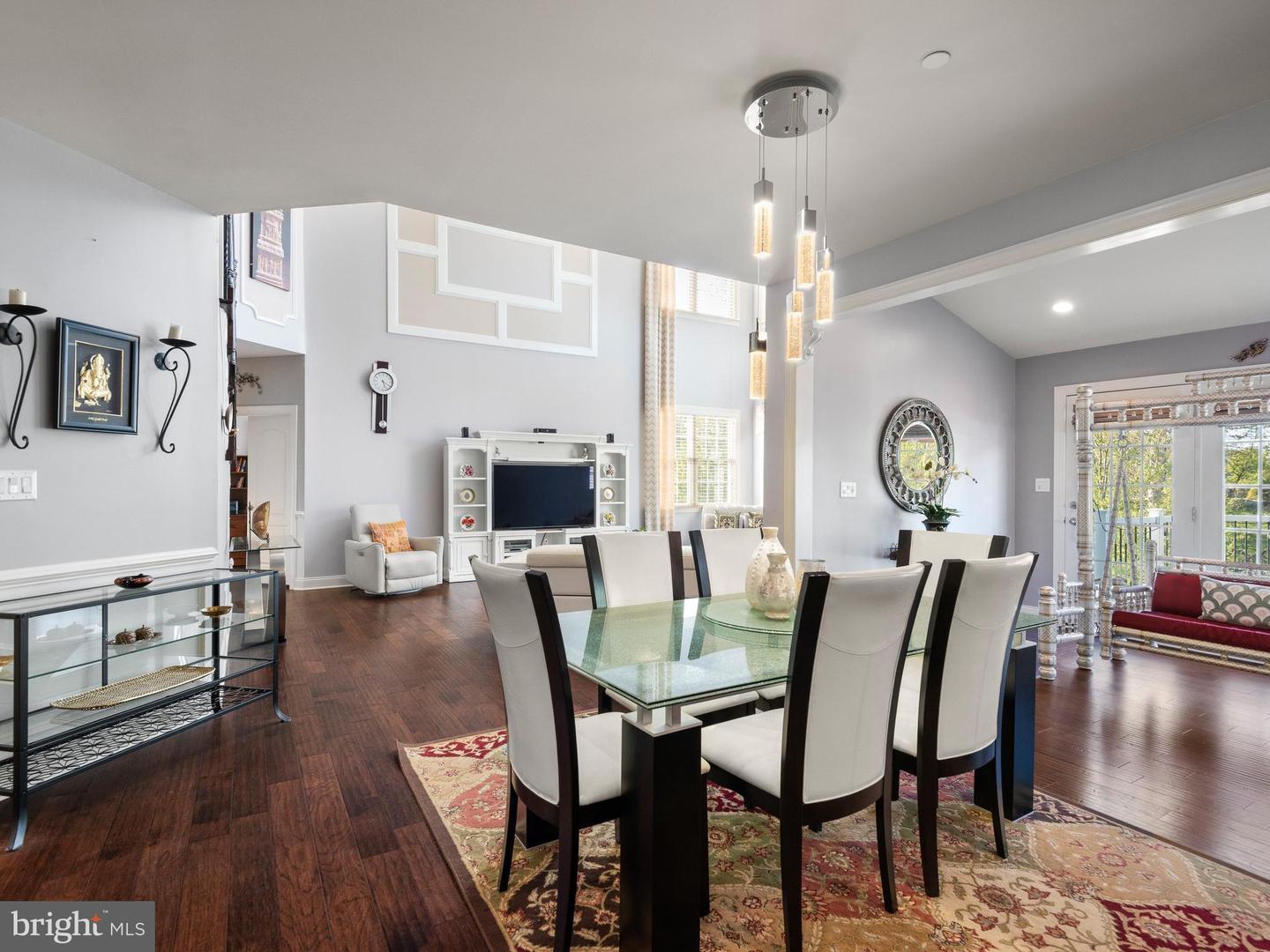 Newtown Square, Pennsylvania, 19073, United States, 4 Bedrooms Bedrooms, ,4 BathroomsBathrooms,Residential,Active,2042221