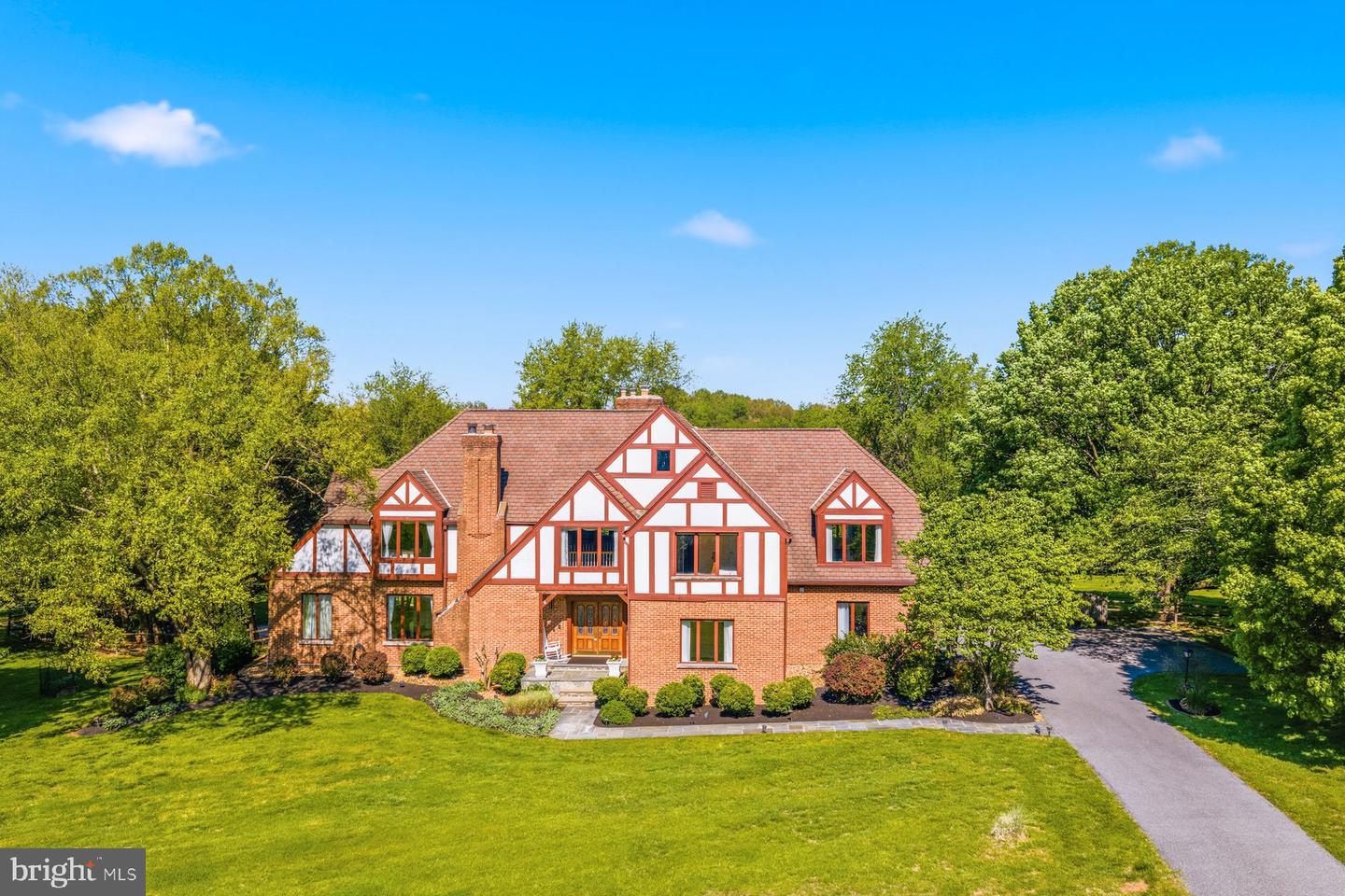 North Potomac, Maryland, 20878, United States, 5 Bedrooms Bedrooms, ,6 BathroomsBathrooms,Residential,Active,2045699