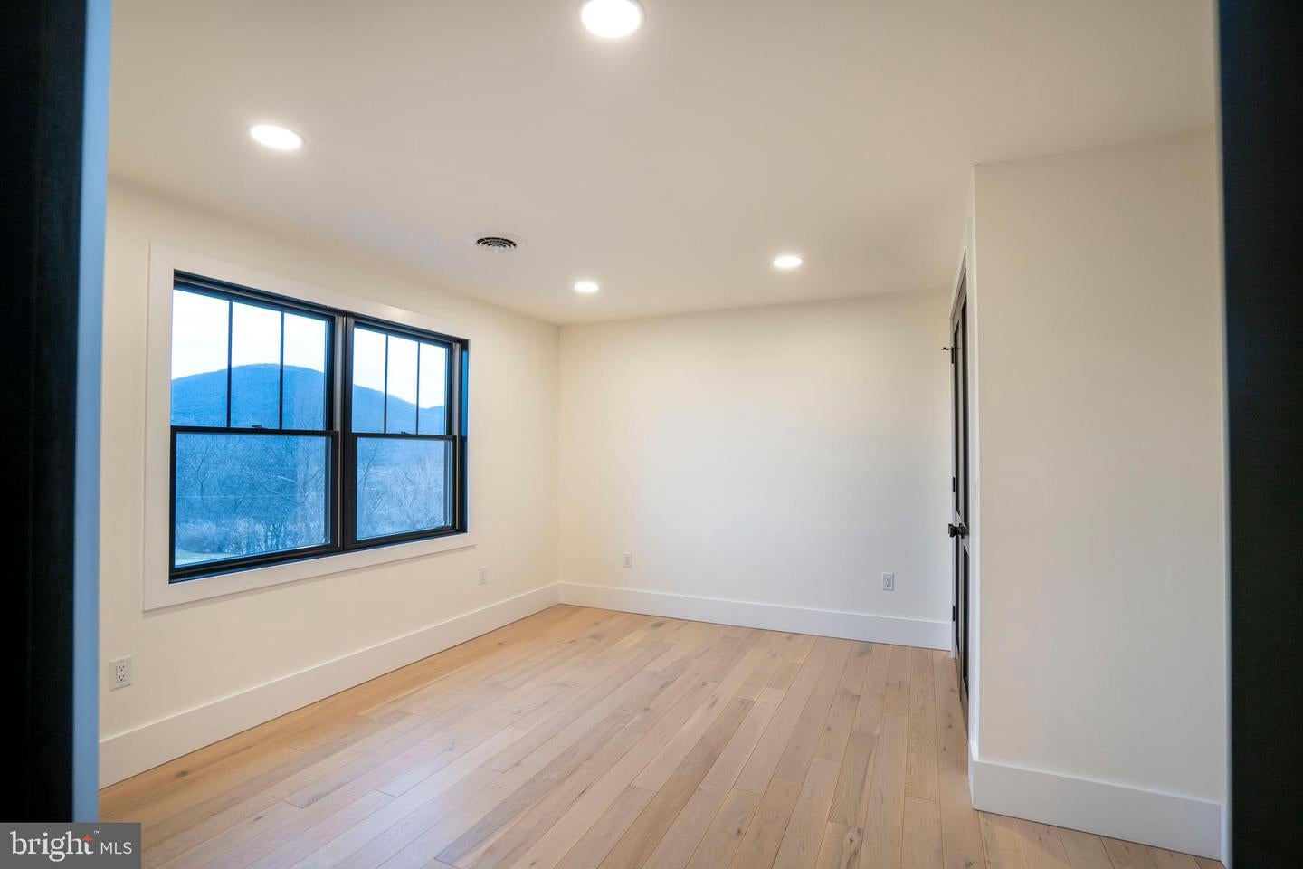 State College, Pennsylvania, 16801, United States, 5 Bedrooms Bedrooms, ,5 BathroomsBathrooms,Residential,Active,2010175