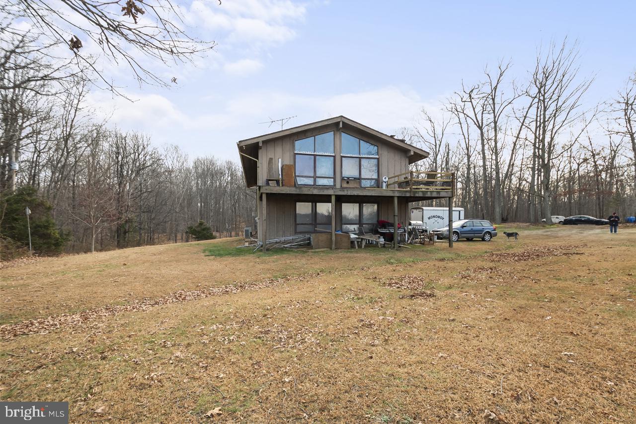 Marshall, Virginia, 20115, United States, 3 Bedrooms Bedrooms, ,2 BathroomsBathrooms,Residential,Active,2011423