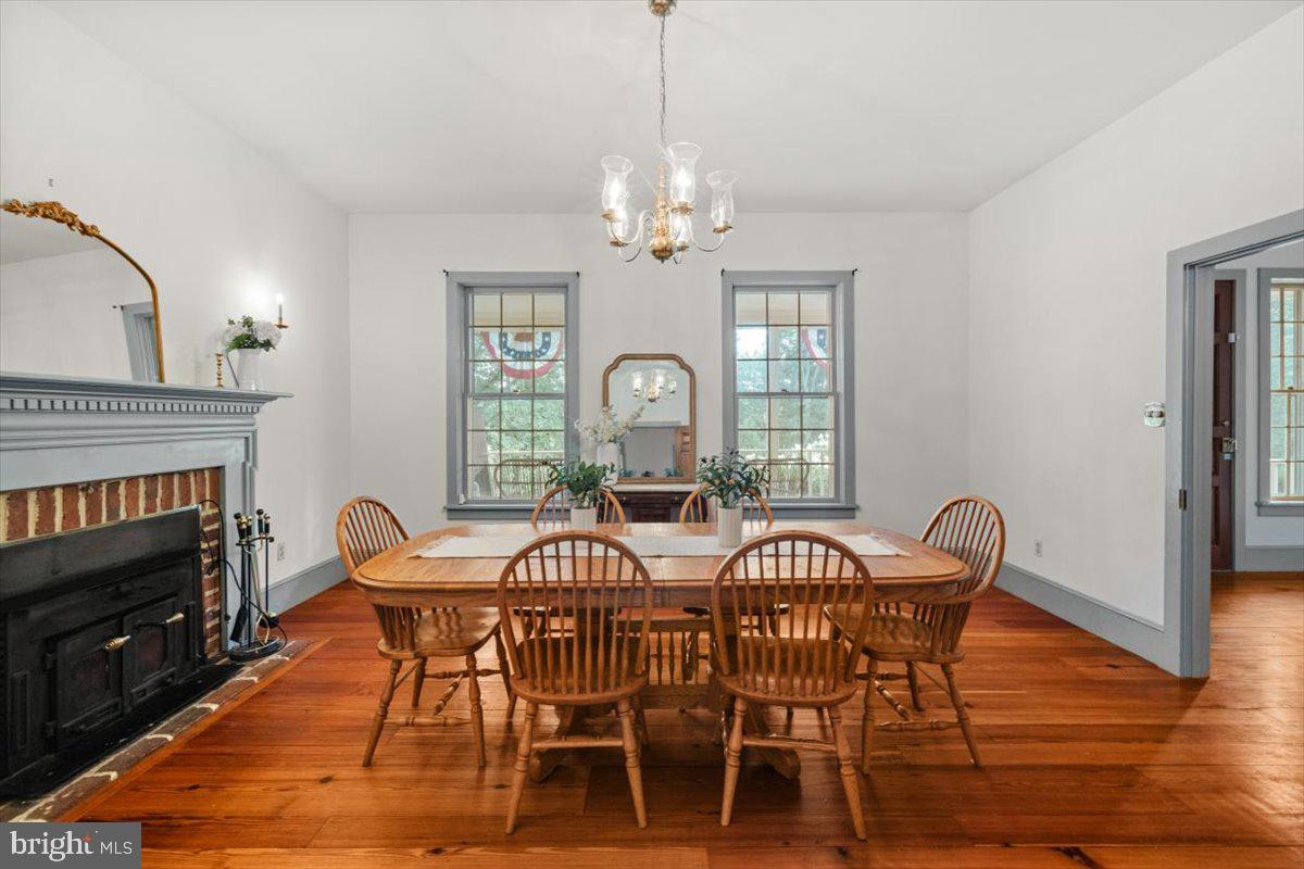Nokesville, Virginia, 20181, United States, 4 Bedrooms Bedrooms, ,4 BathroomsBathrooms,Residential,Active,1909876
