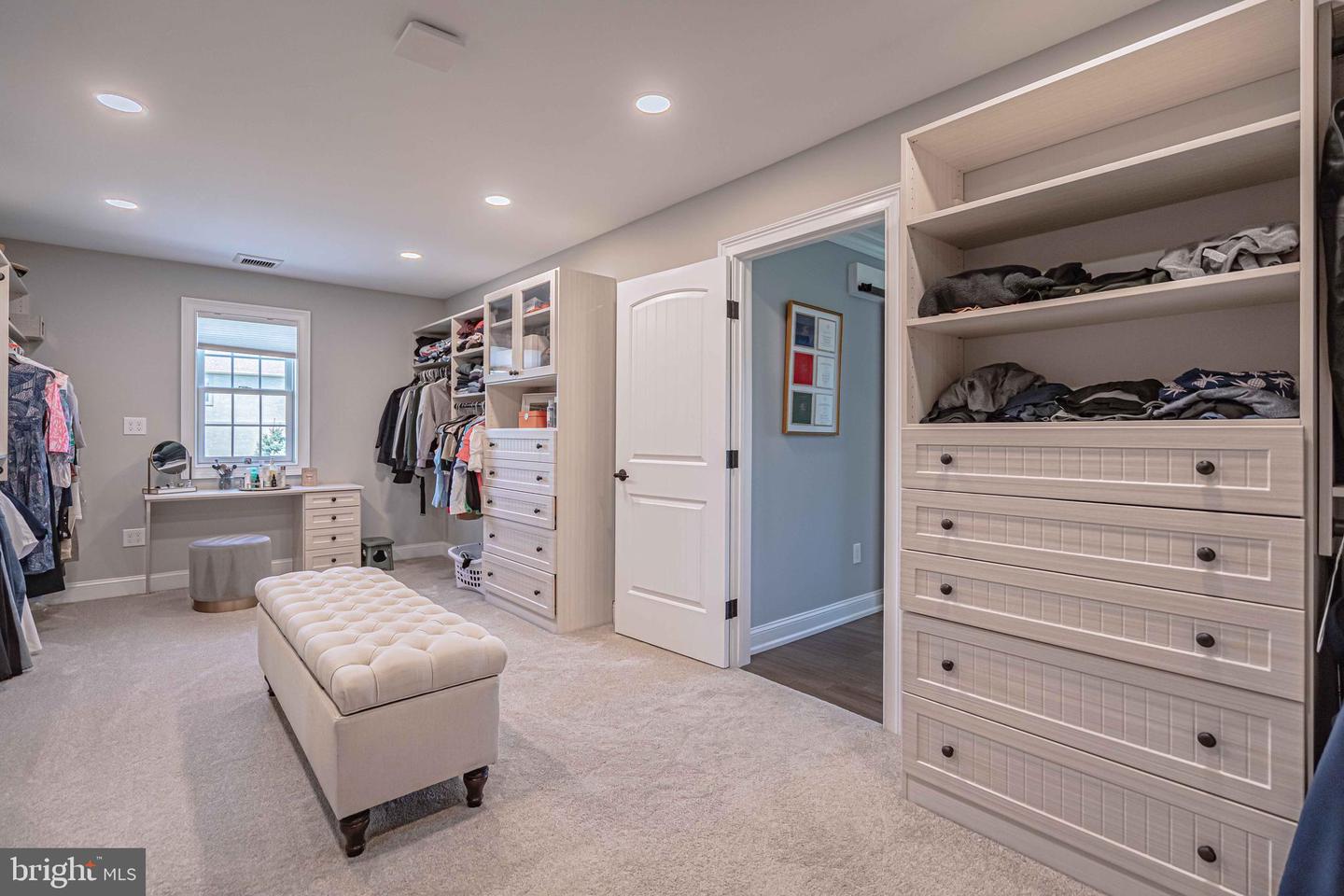 Bethlehem, Pennsylvania, 18020, United States, 4 Bedrooms Bedrooms, ,5 BathroomsBathrooms,Residential,Pending,1968396