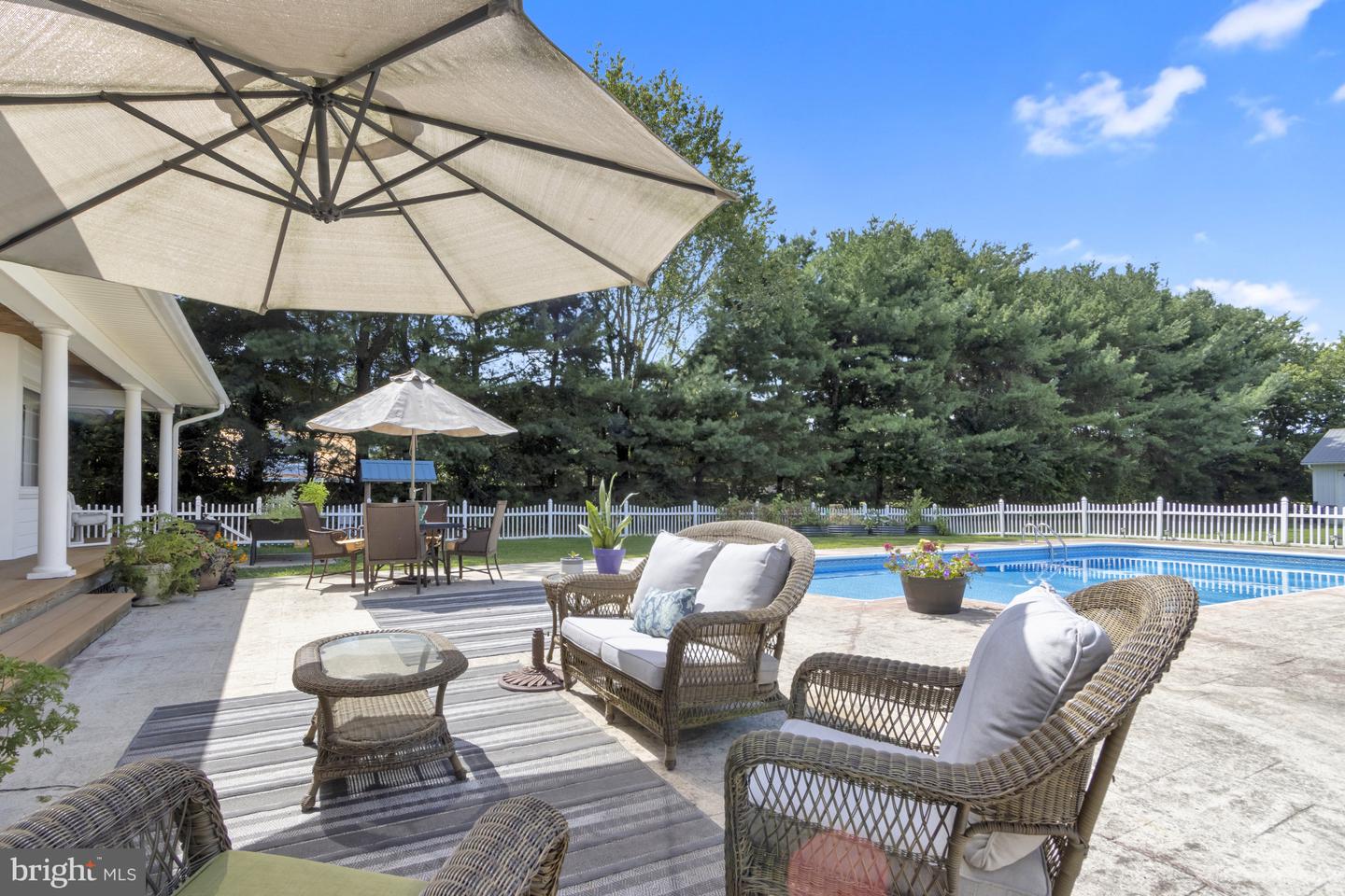 Milton, Delaware, 19968, United States, 4 Bedrooms Bedrooms, ,5 BathroomsBathrooms,Residential,Active,1941147