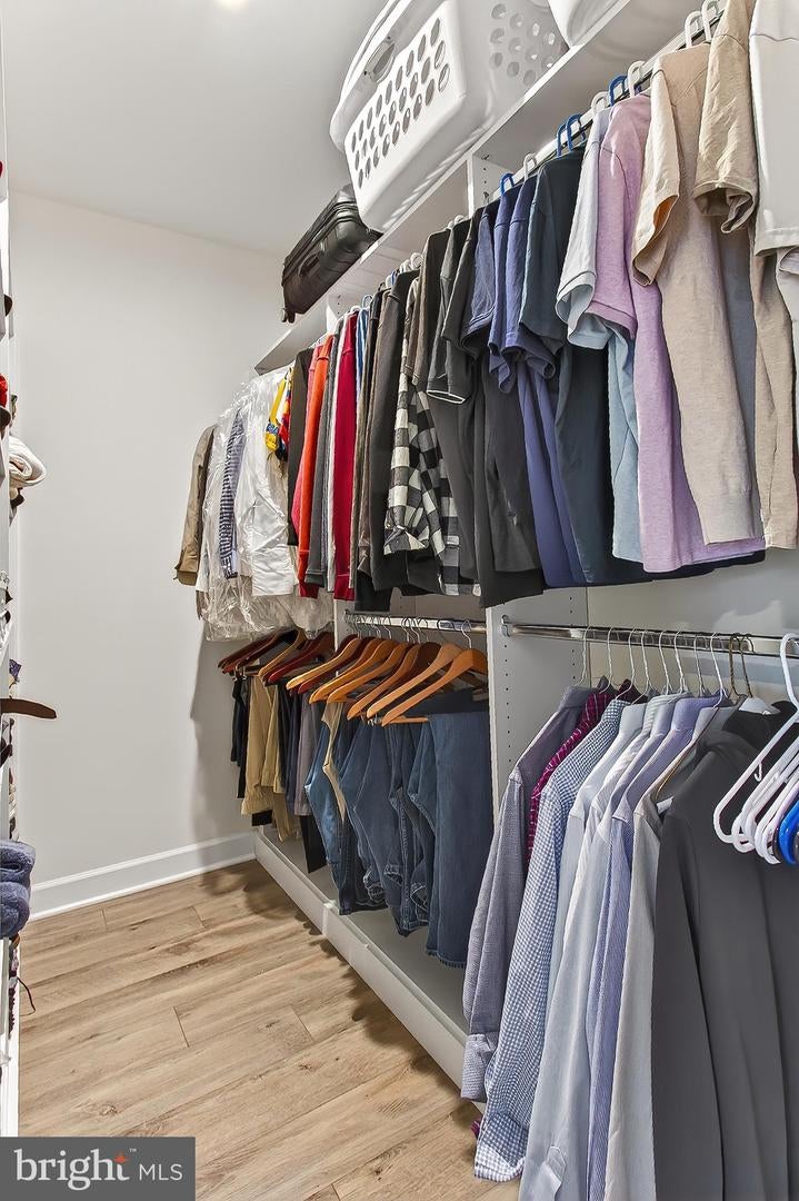 Fairfax, Virginia, 22033, United States, 4 Bedrooms Bedrooms, ,5 BathroomsBathrooms,Residential,Active,2010219