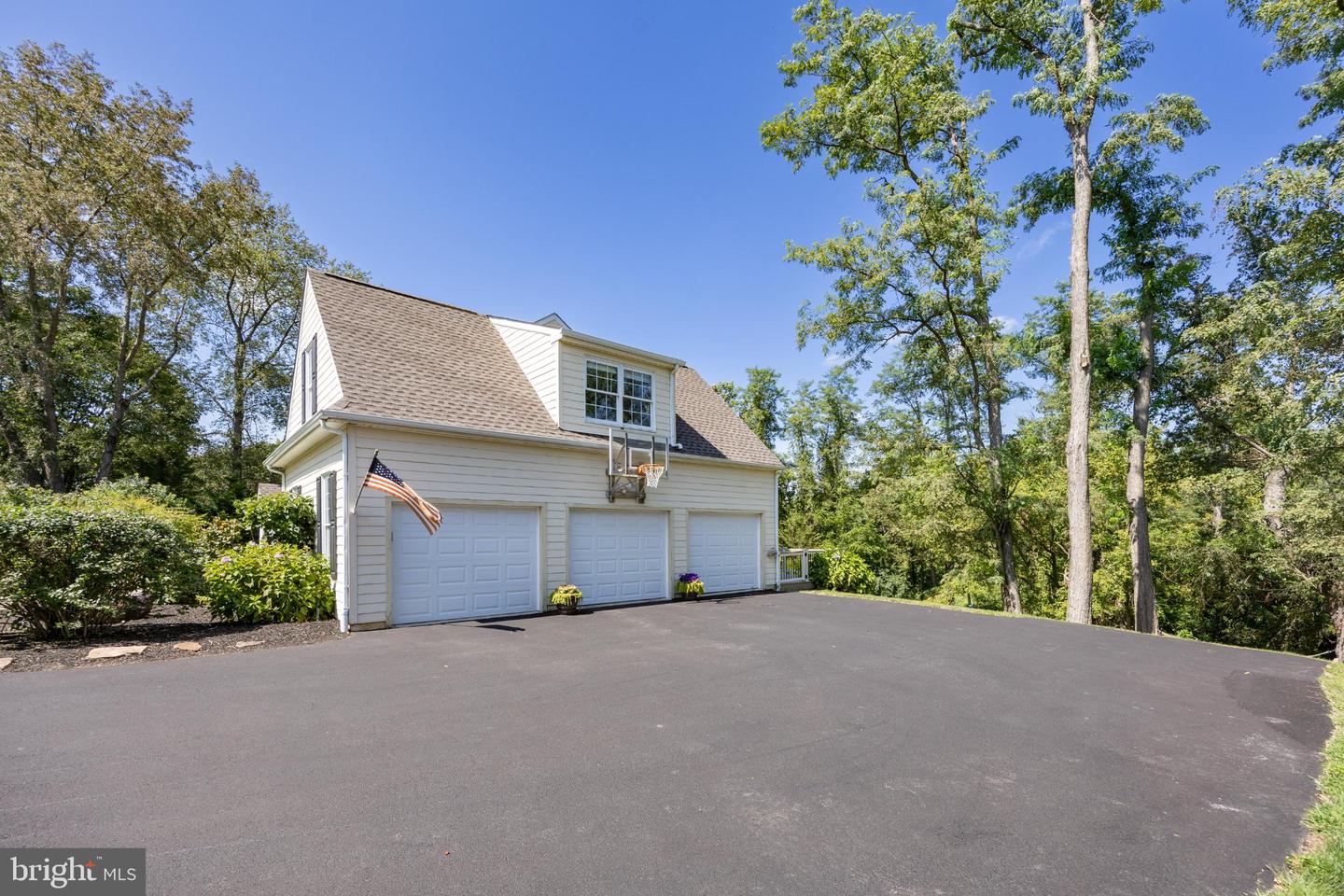 West Chester, Pennsylvania, 19382, United States, 4 Bedrooms Bedrooms, ,4 BathroomsBathrooms,Residential,Active,1944092