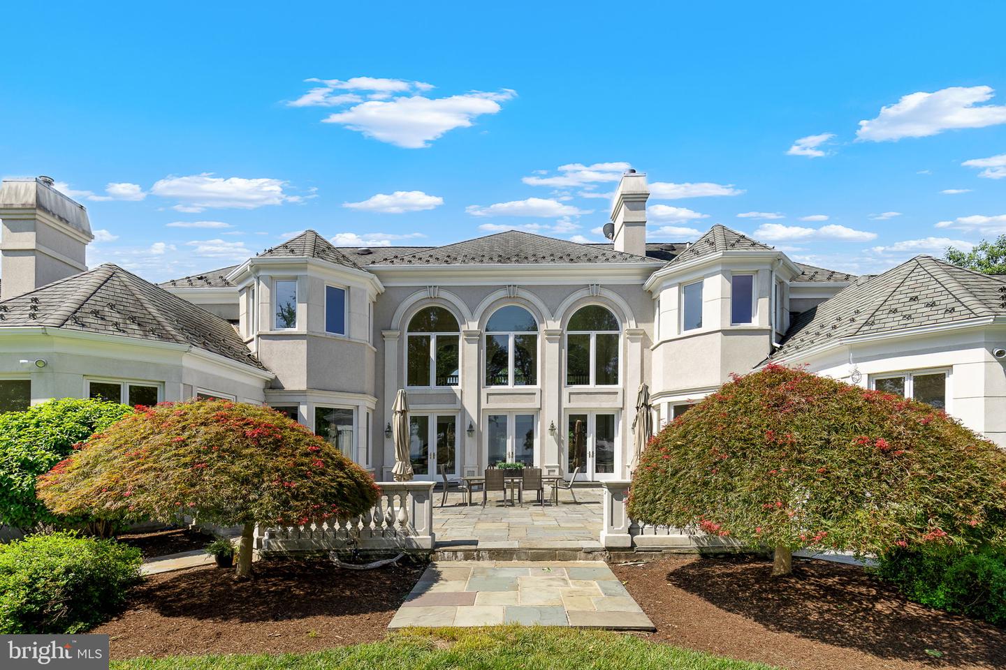 Lorton, Virginia, 22079, United States, 6 Bedrooms Bedrooms, ,8 BathroomsBathrooms,Residential,Active,1933878