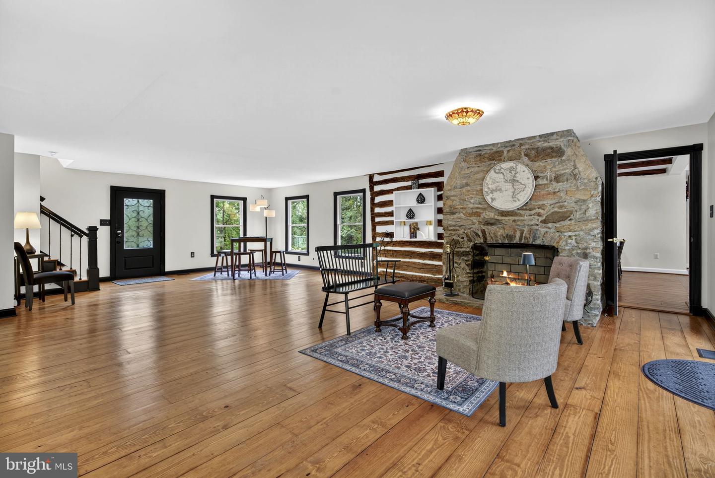 Lovettsville, Virginia, 20180, United States, ,2 BathroomsBathrooms,Residential,Active,1954034