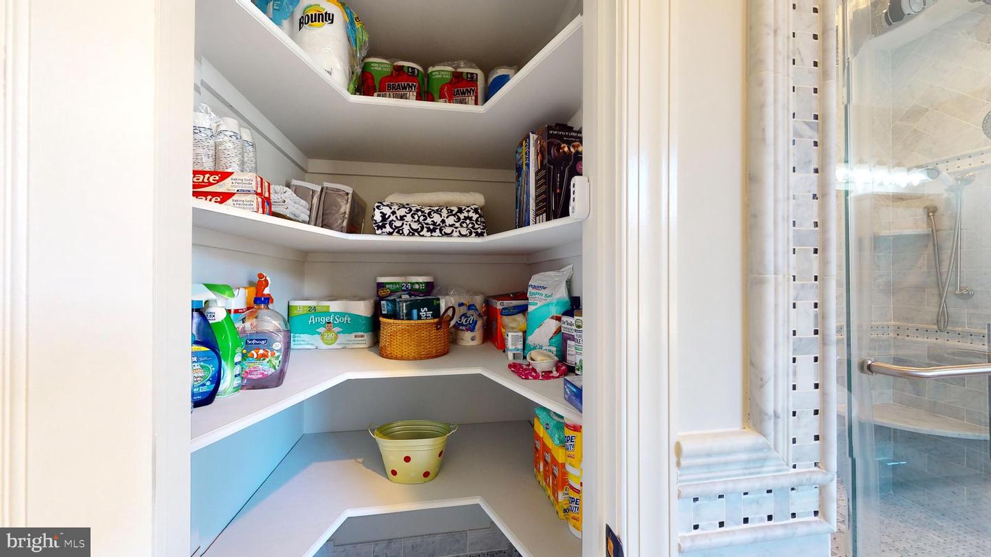 Broomall, Pennsylvania, 19008, United States, 6 Bedrooms Bedrooms, ,8 BathroomsBathrooms,Residential,Active,1738458