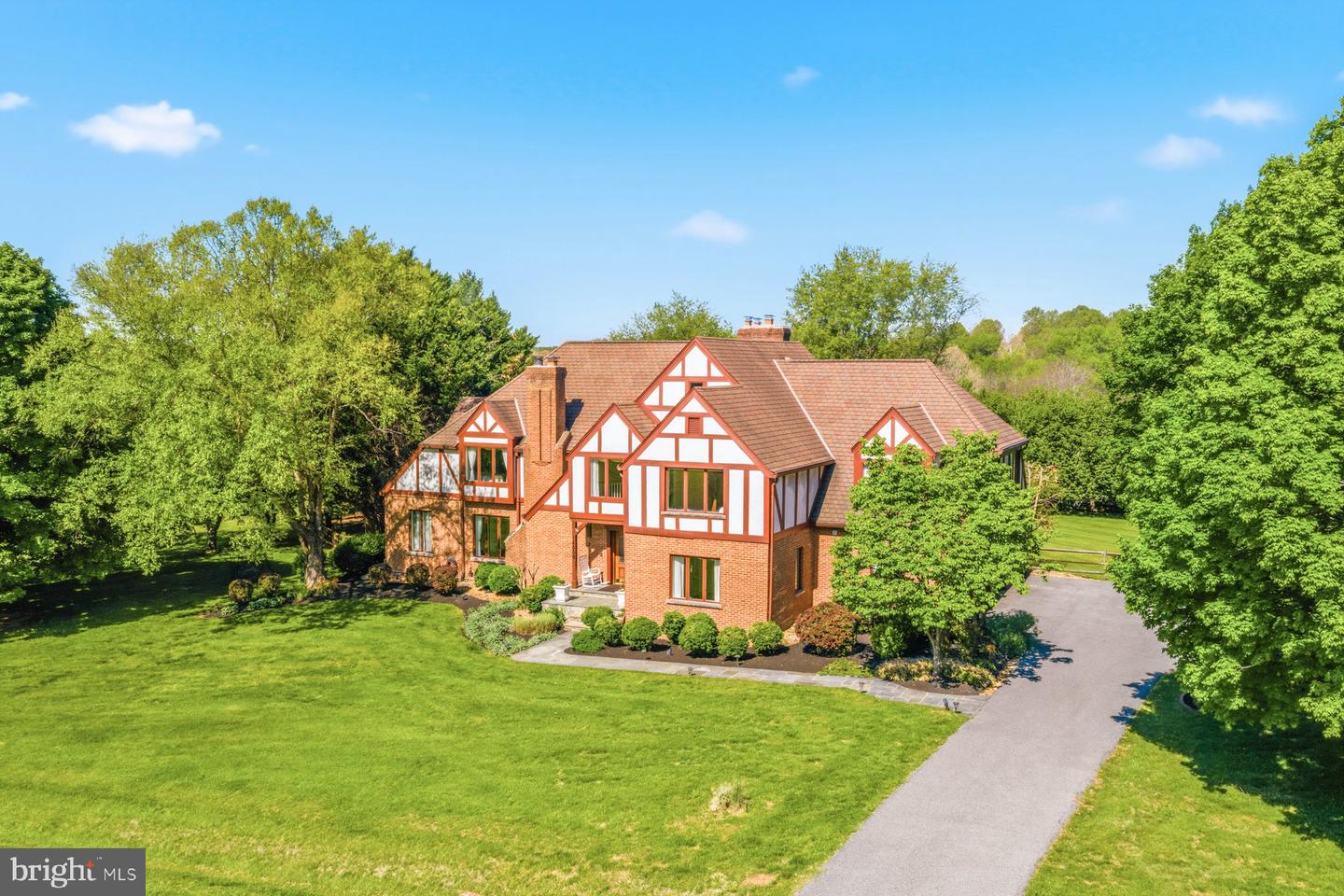 North Potomac, Maryland, 20878, United States, 5 Bedrooms Bedrooms, ,6 BathroomsBathrooms,Residential,Active,2045699