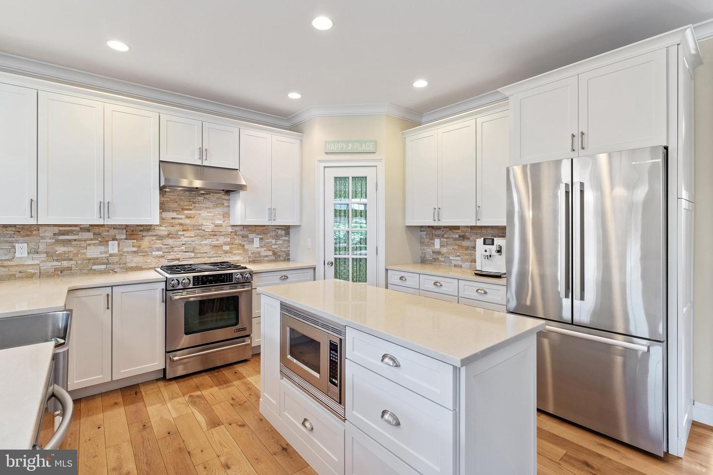 Point Pleasant Beach, New Jersey, 08742, United States, 4 Bedrooms Bedrooms, ,3 BathroomsBathrooms,Residential,Active,1942350