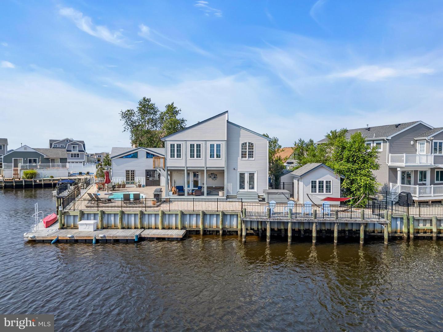 Manahawkin, New Jersey, 08050, United States, 4 Bedrooms Bedrooms, ,2 BathroomsBathrooms,Residential,Active,1919073