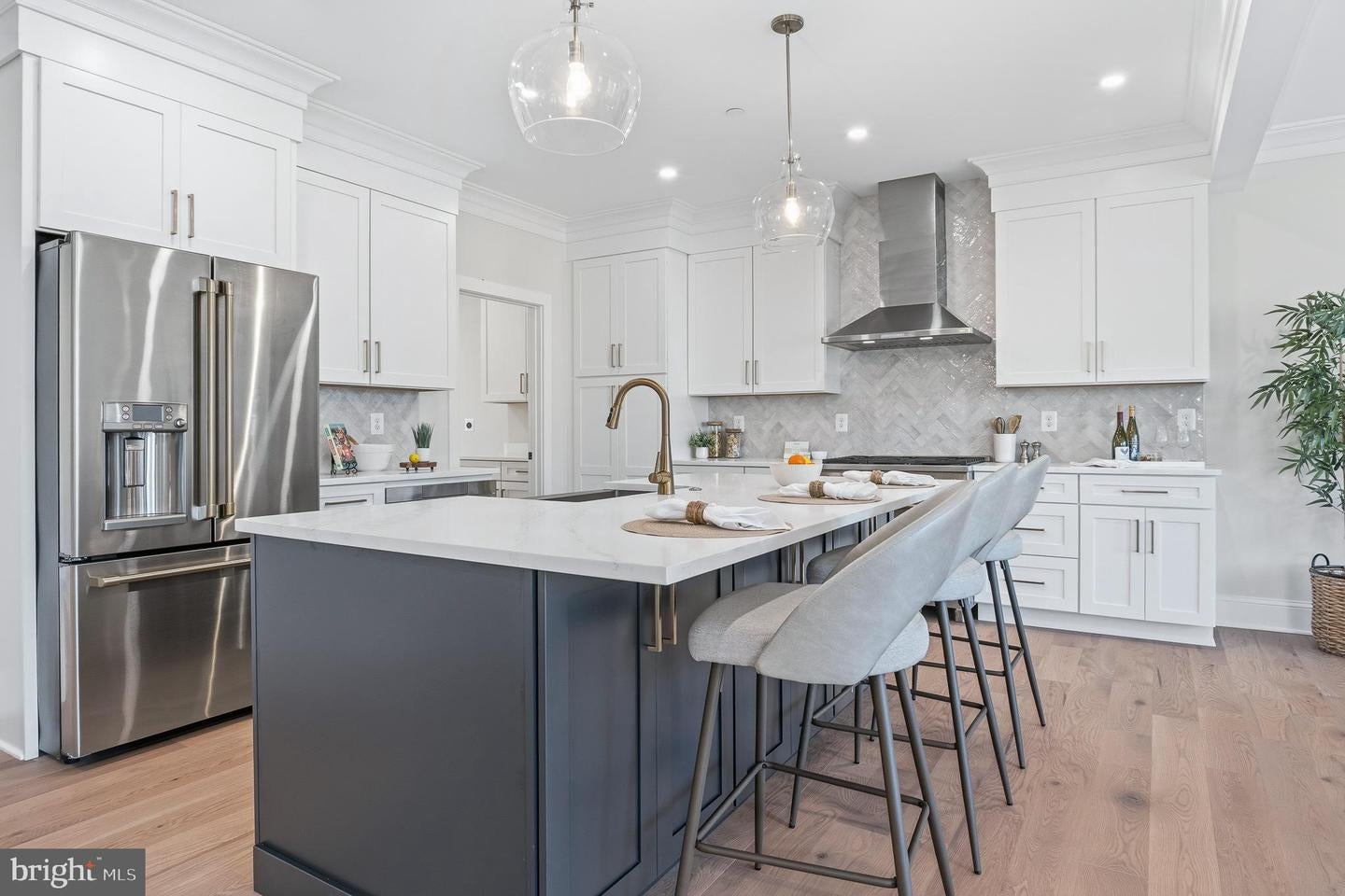 Annapolis, Maryland, 21403, United States, 3 Bedrooms Bedrooms, ,4 BathroomsBathrooms,Residential,Active,1952633