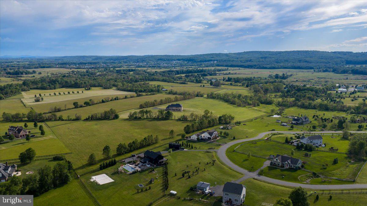 Leesburg, Virginia, 20176, United States, 4 Bedrooms Bedrooms, ,7 BathroomsBathrooms,Residential,Active,2045788