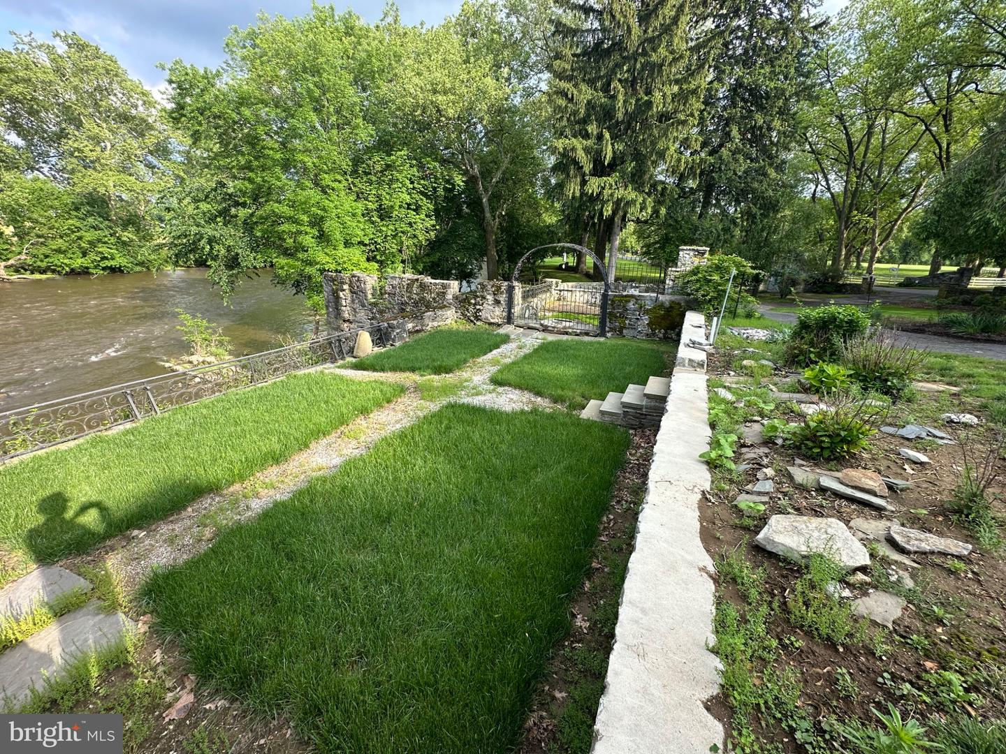 Lancaster, Pennsylvania, 17601, United States, 5 Bedrooms Bedrooms, ,3 BathroomsBathrooms,Residential,Active,1934784