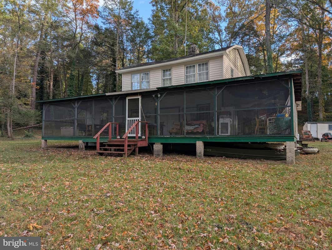 365 BOY SCOUT RD, NEW OXFORD, PA 17350 Single Family Residence For Sale