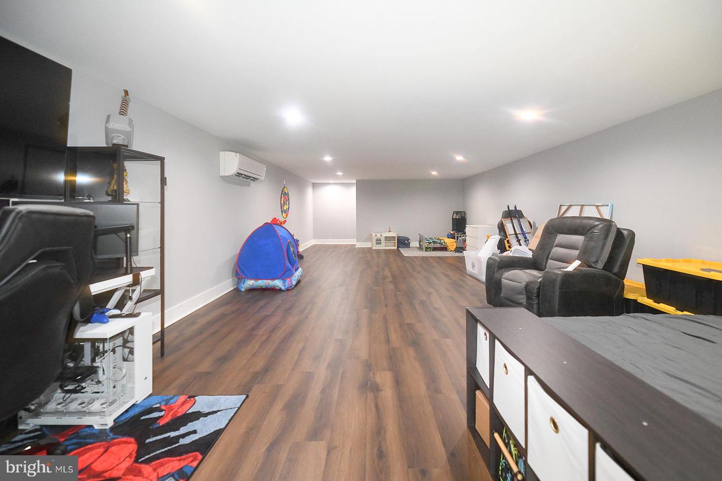 Leonardtown, Maryland, 20650, United States, 6 Bedrooms Bedrooms, ,4 BathroomsBathrooms,Residential,Contingent,1914636